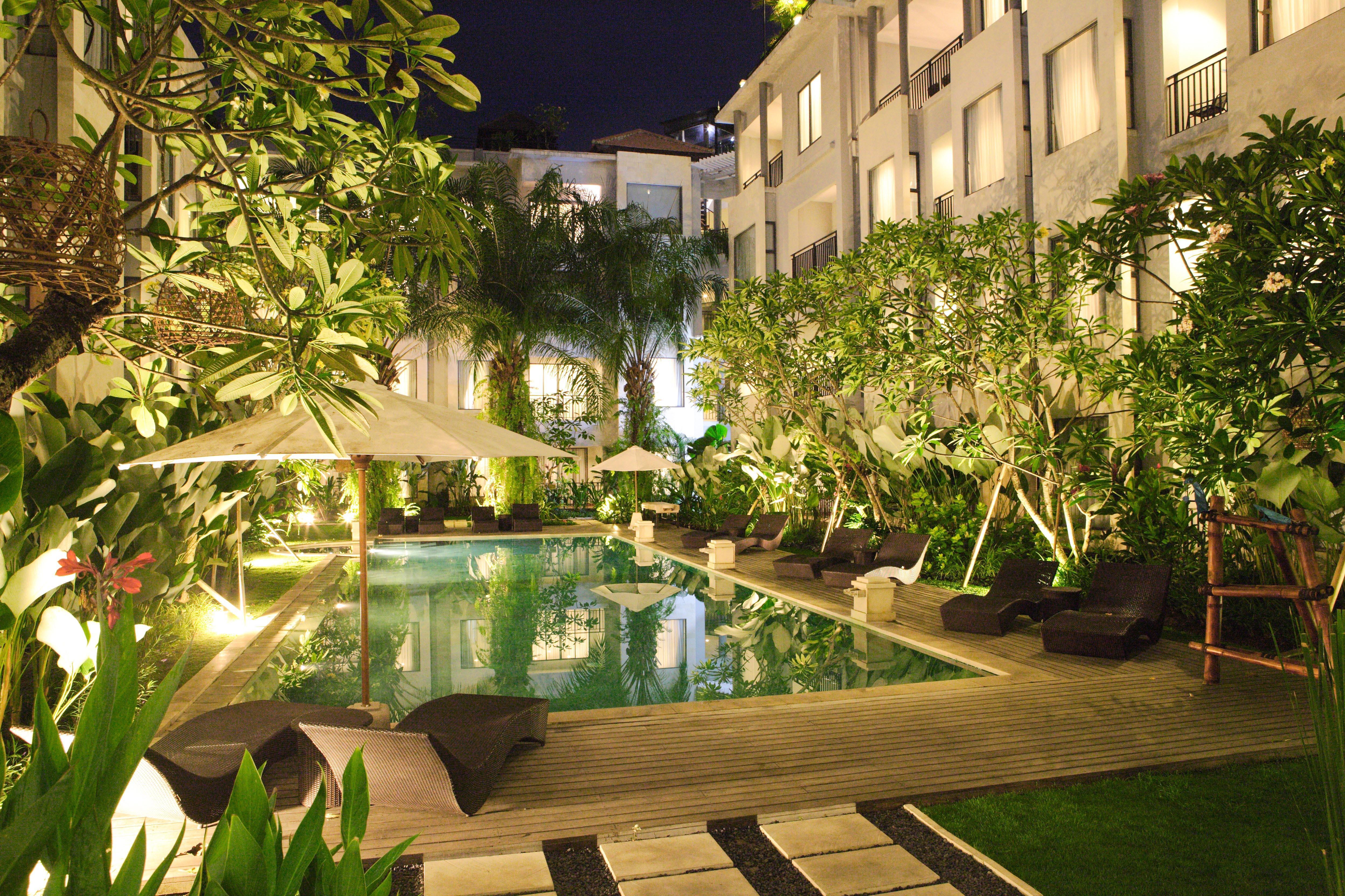Aparthotel Umalas & 3*