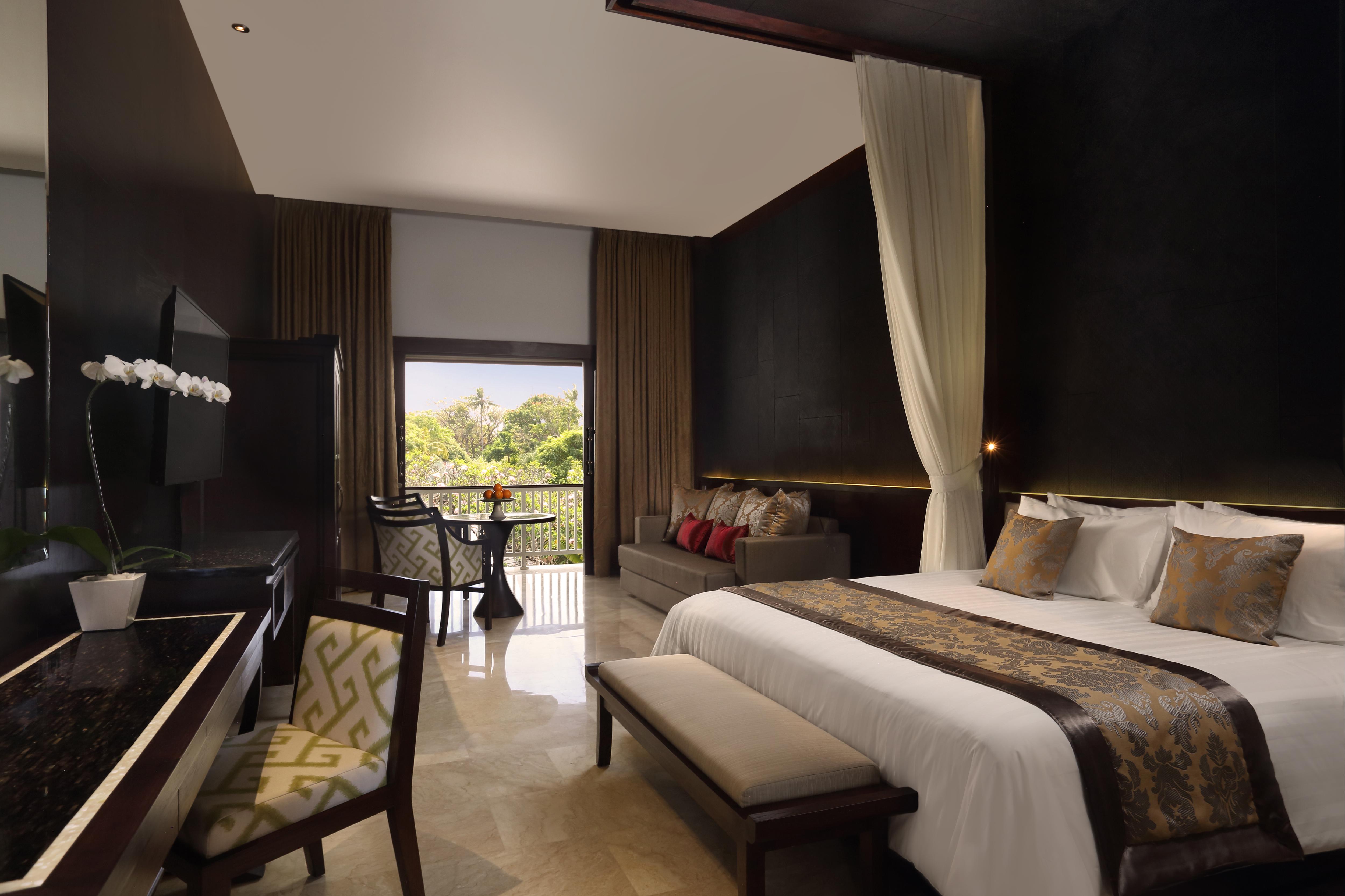 Puri Santrian And Resort