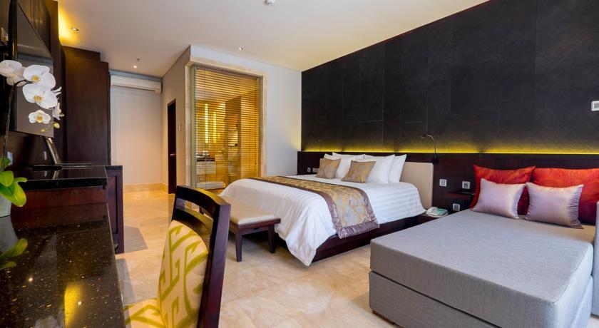 Puri Santrian And Resort