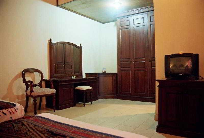 Stana Puri Gopa Hotel Sanur (Bali)
