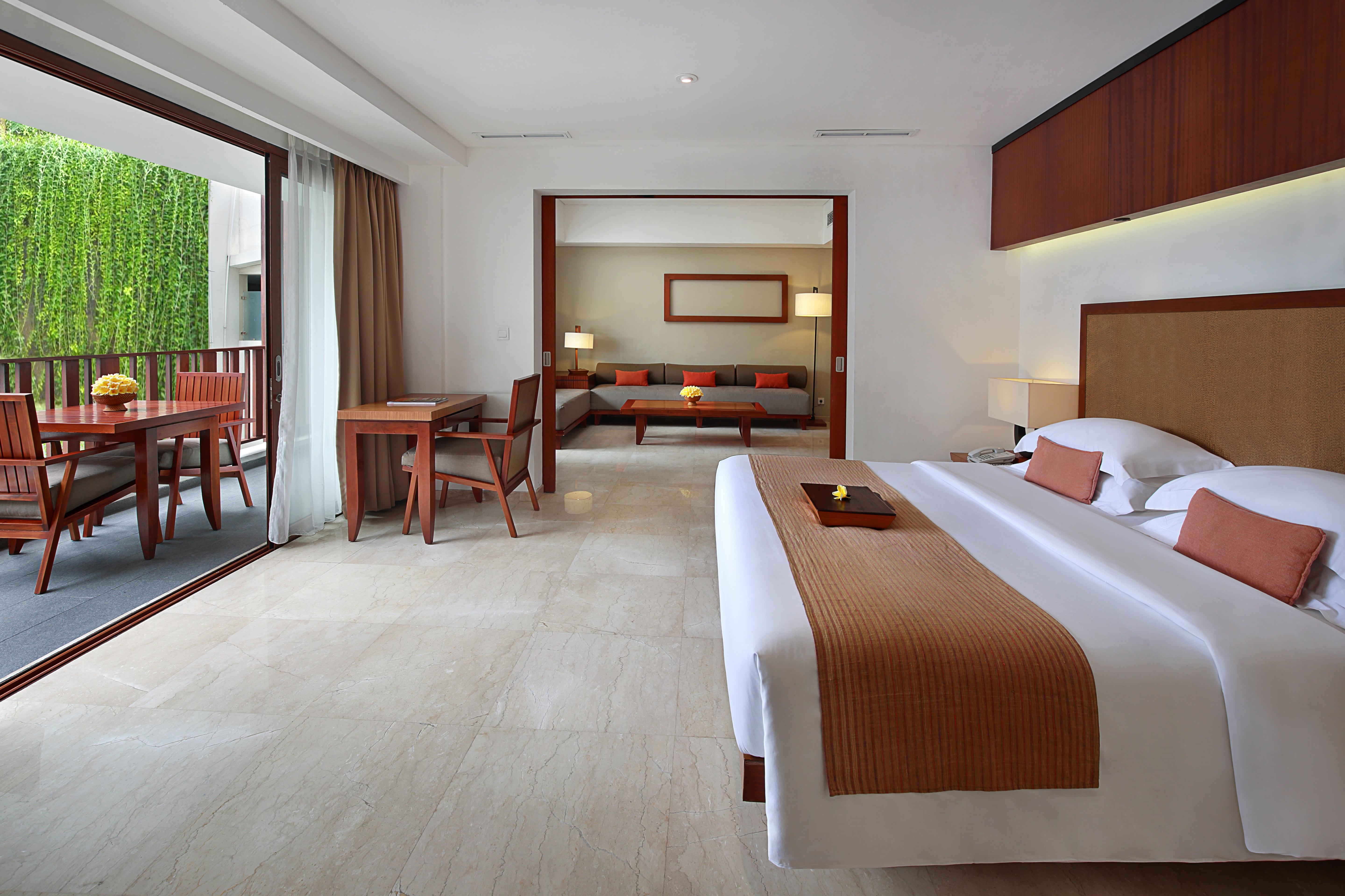 The Magani And 5* Legian (Bali)