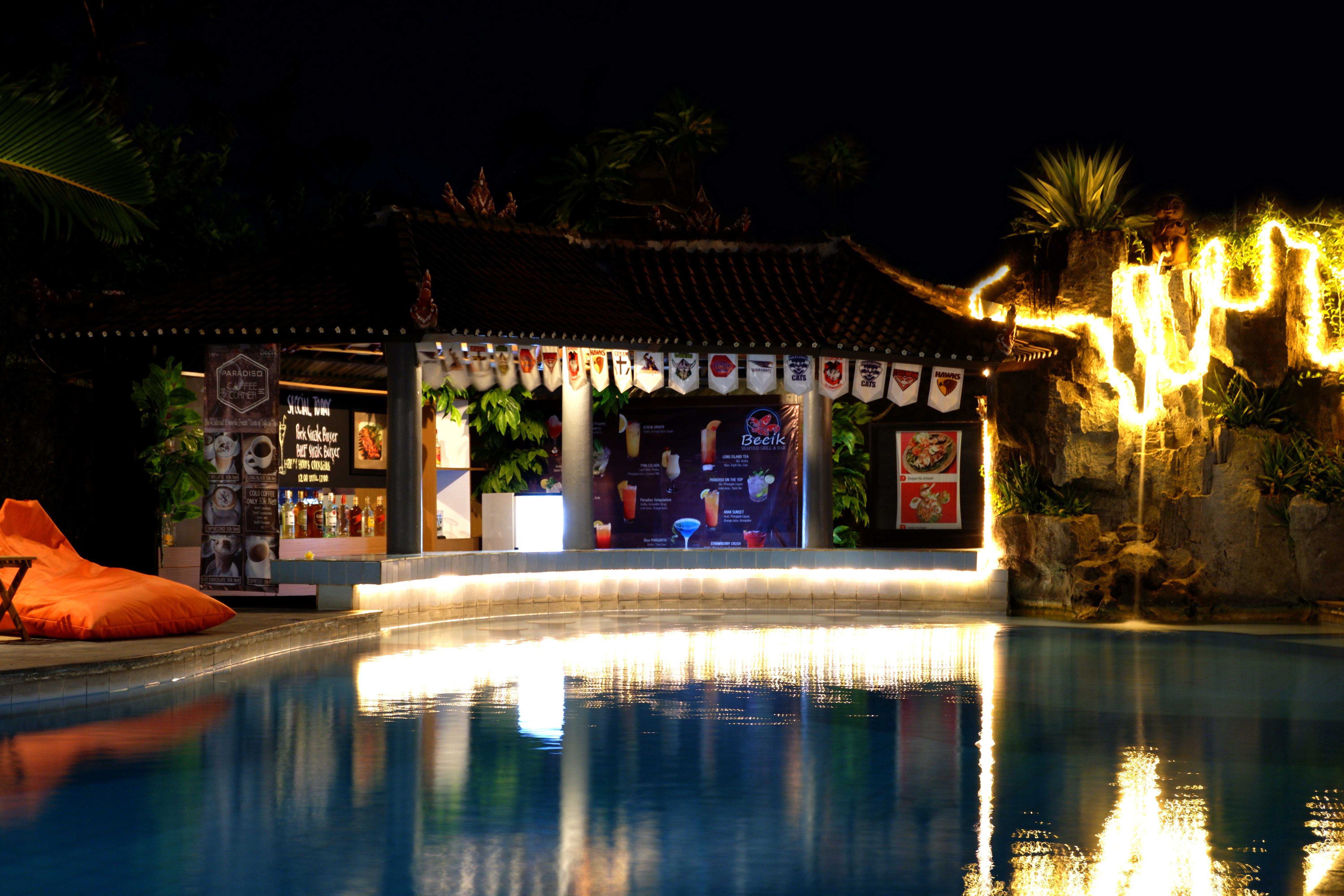 Paradiso Hotel 3*
