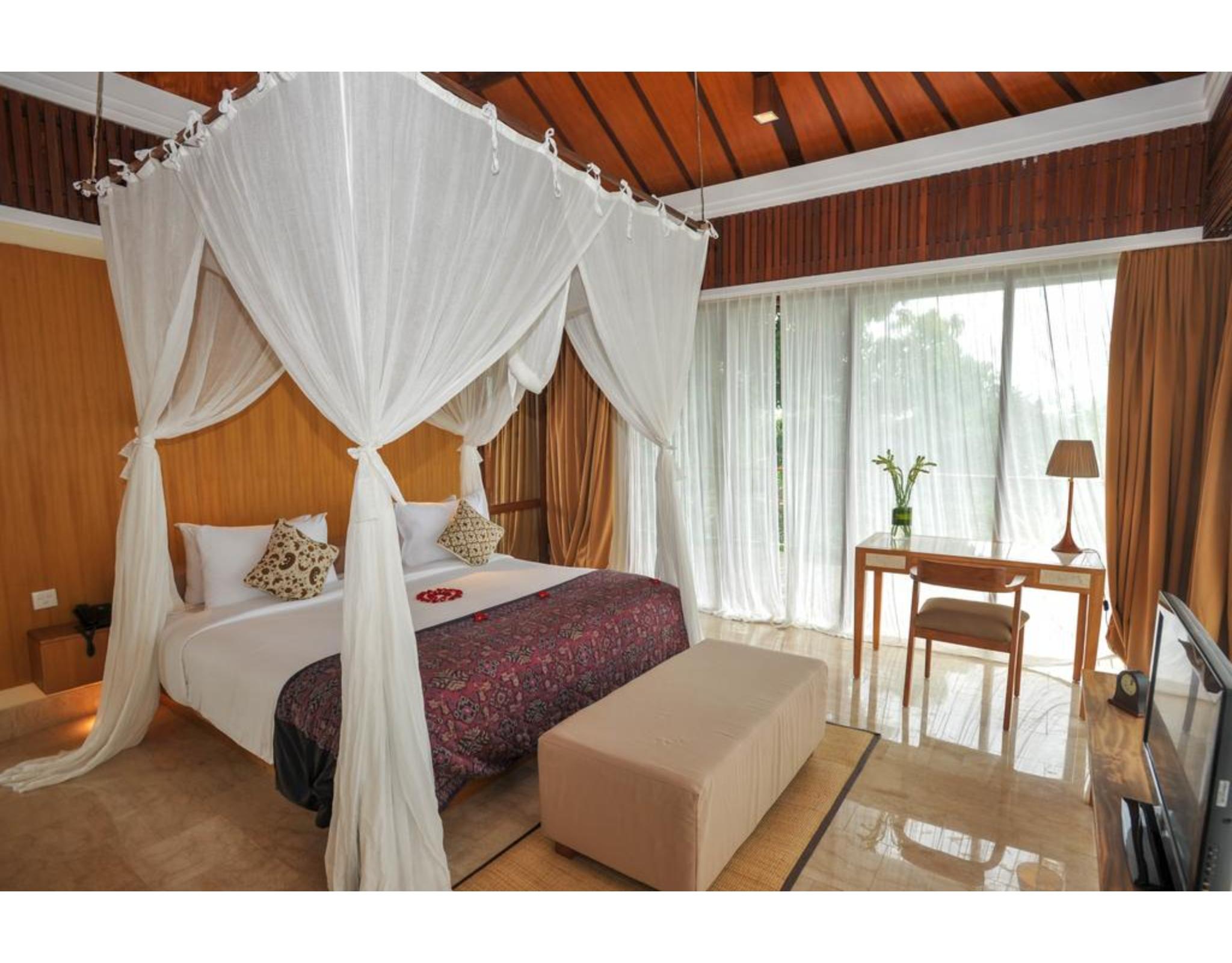 Resort Komaneka At Rasa Sayang 4*