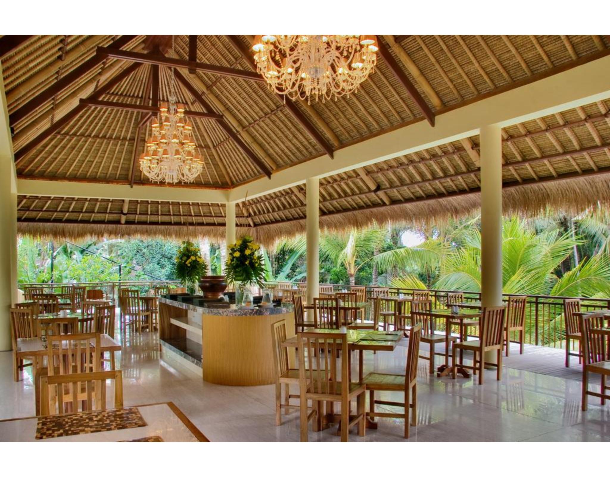Komaneka At Rasa Sayang Resort 4*