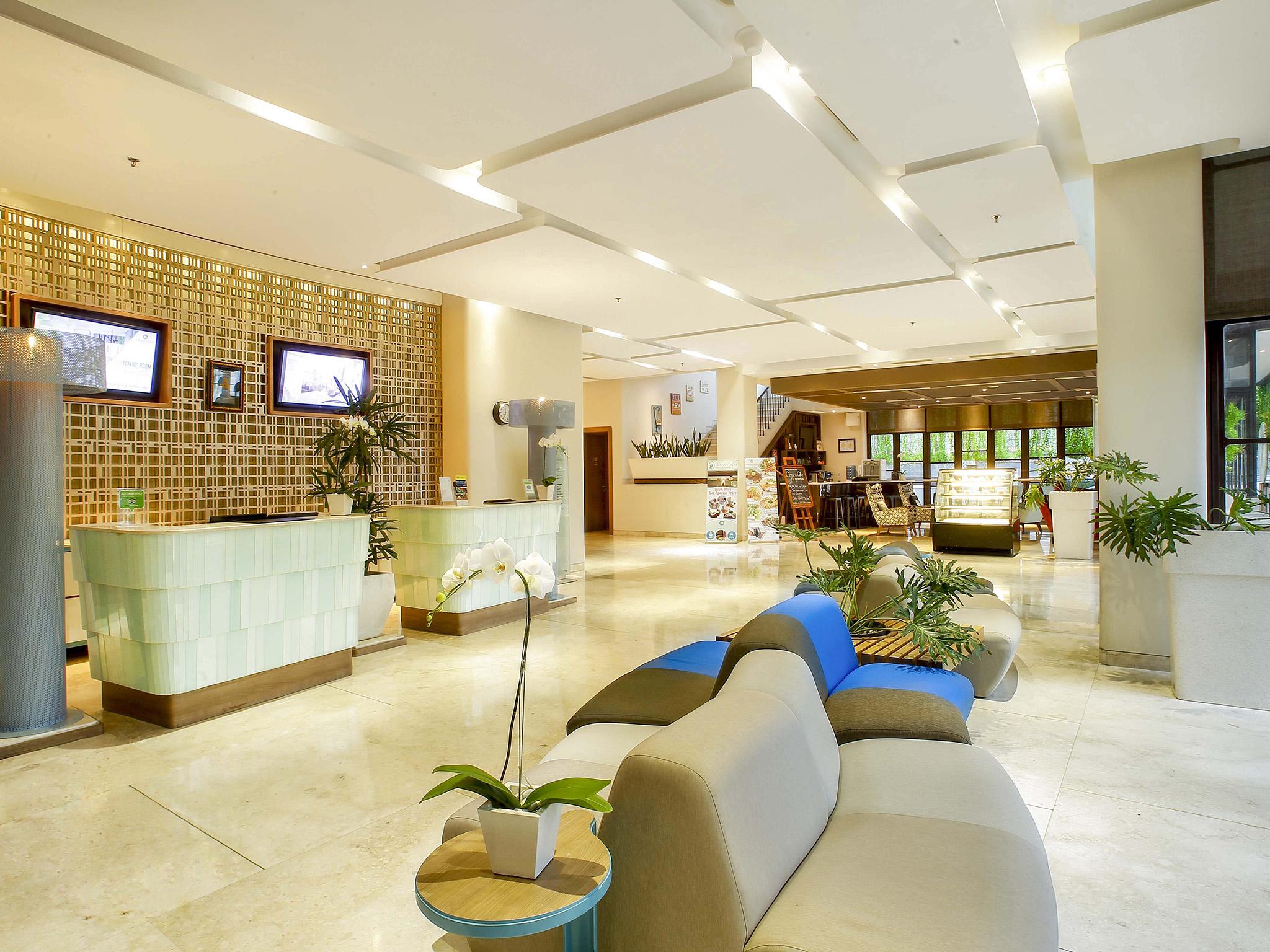 Grand Livio Kuta 3* Legian (Bali)