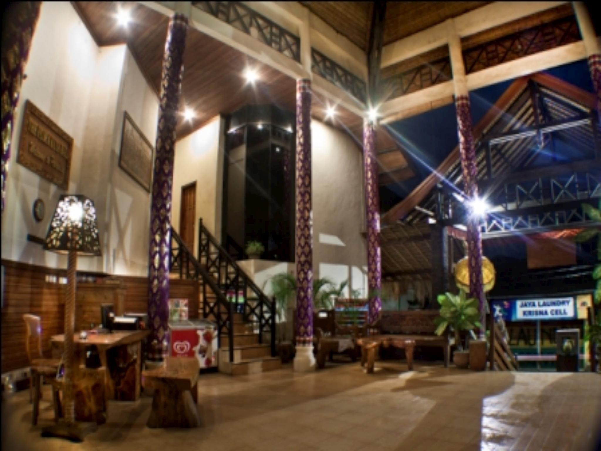 The Flora Kuta Bali 3*