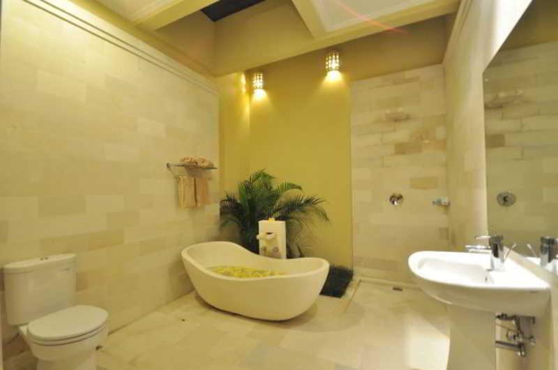 Jas Boutique Villa *