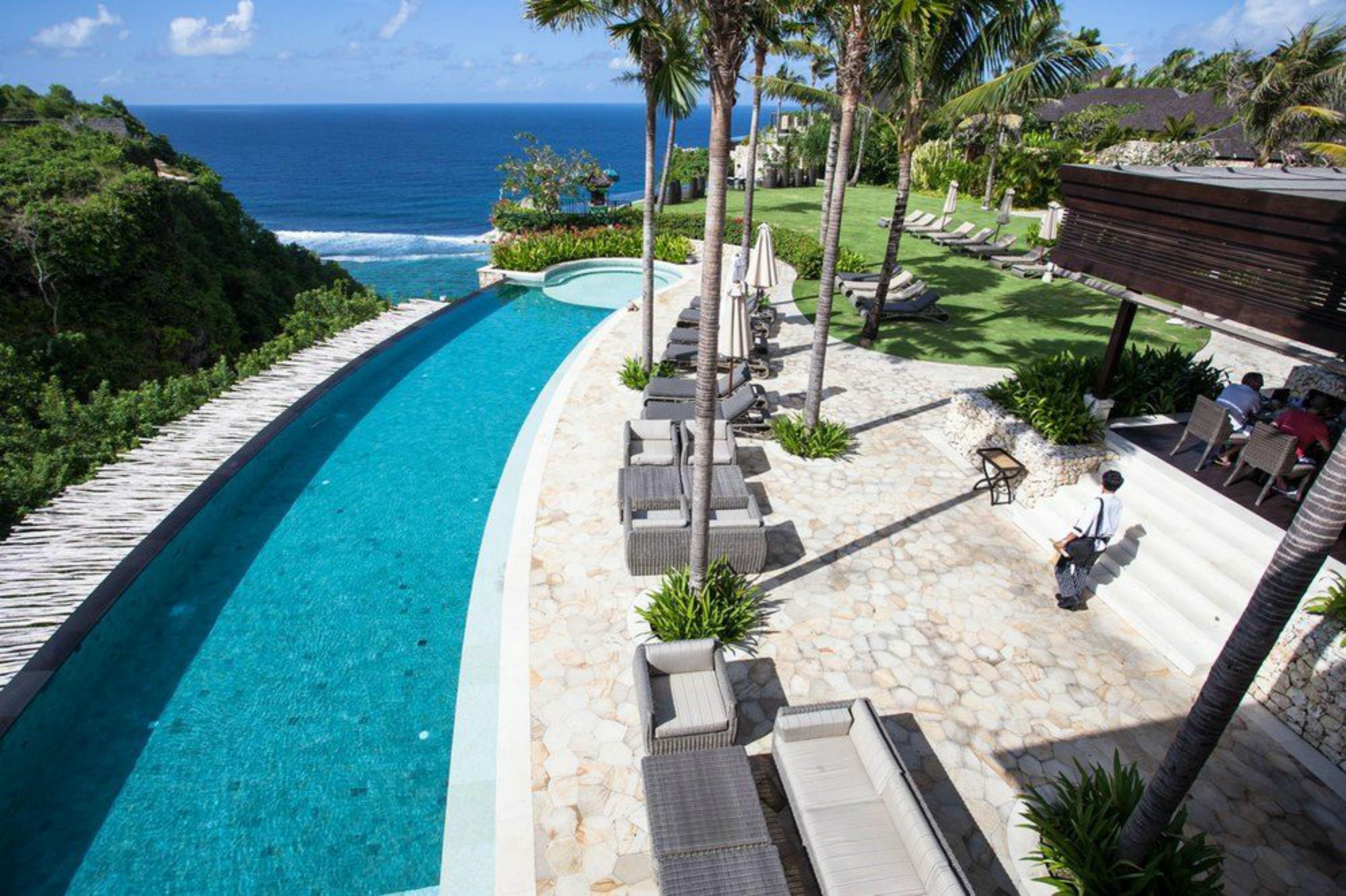 The Ungasan Clifftop