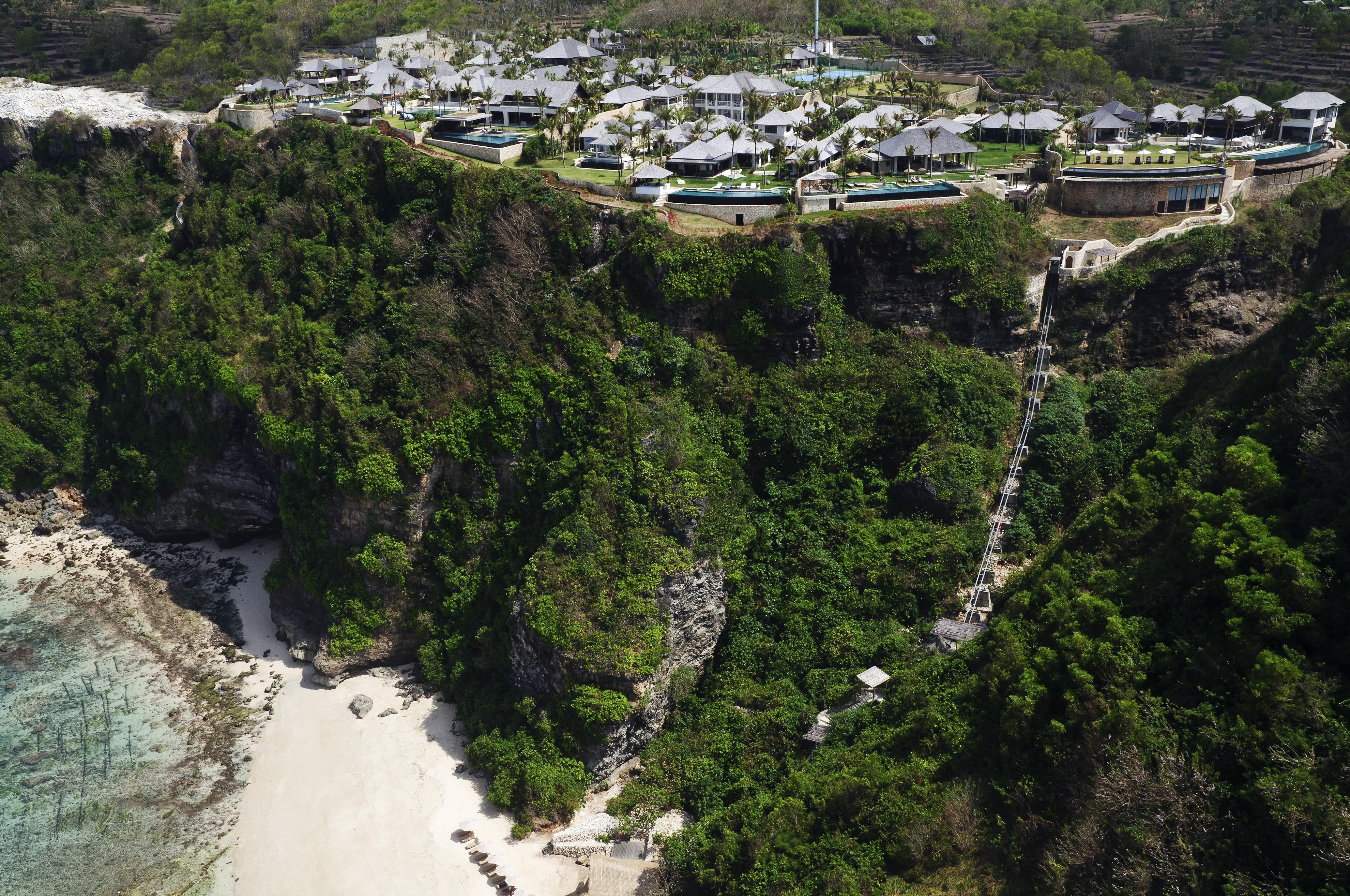 Resort The Ungasan Clifftop 5*