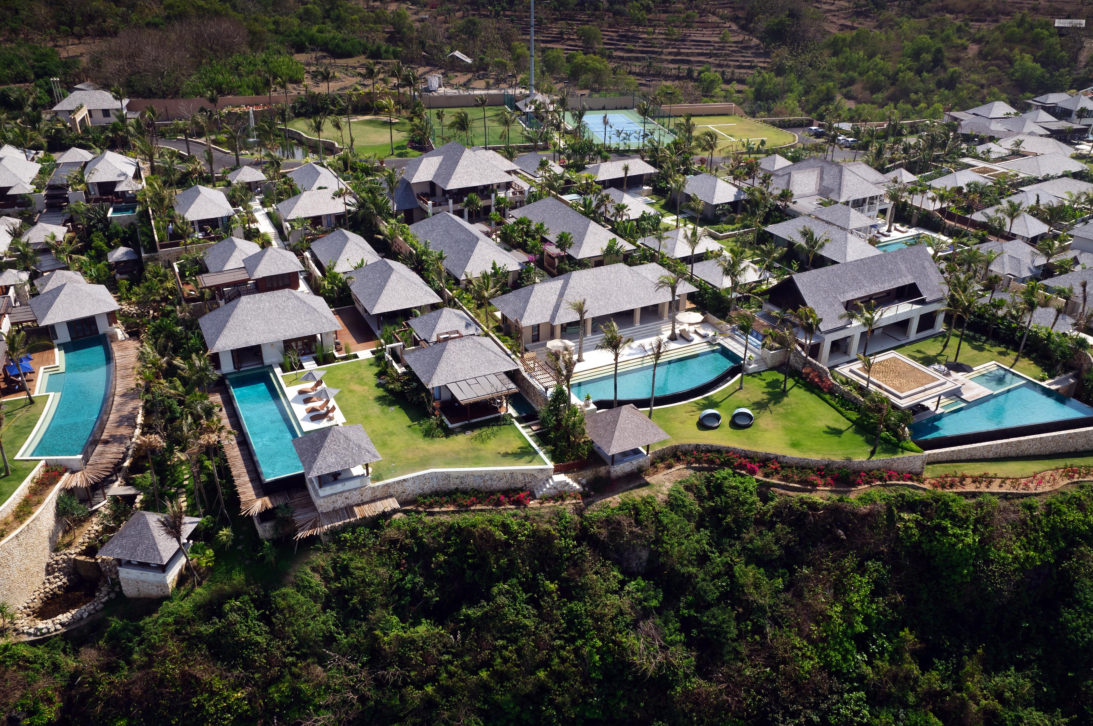 The Ungasan Clifftop Uluwatu (Bali)