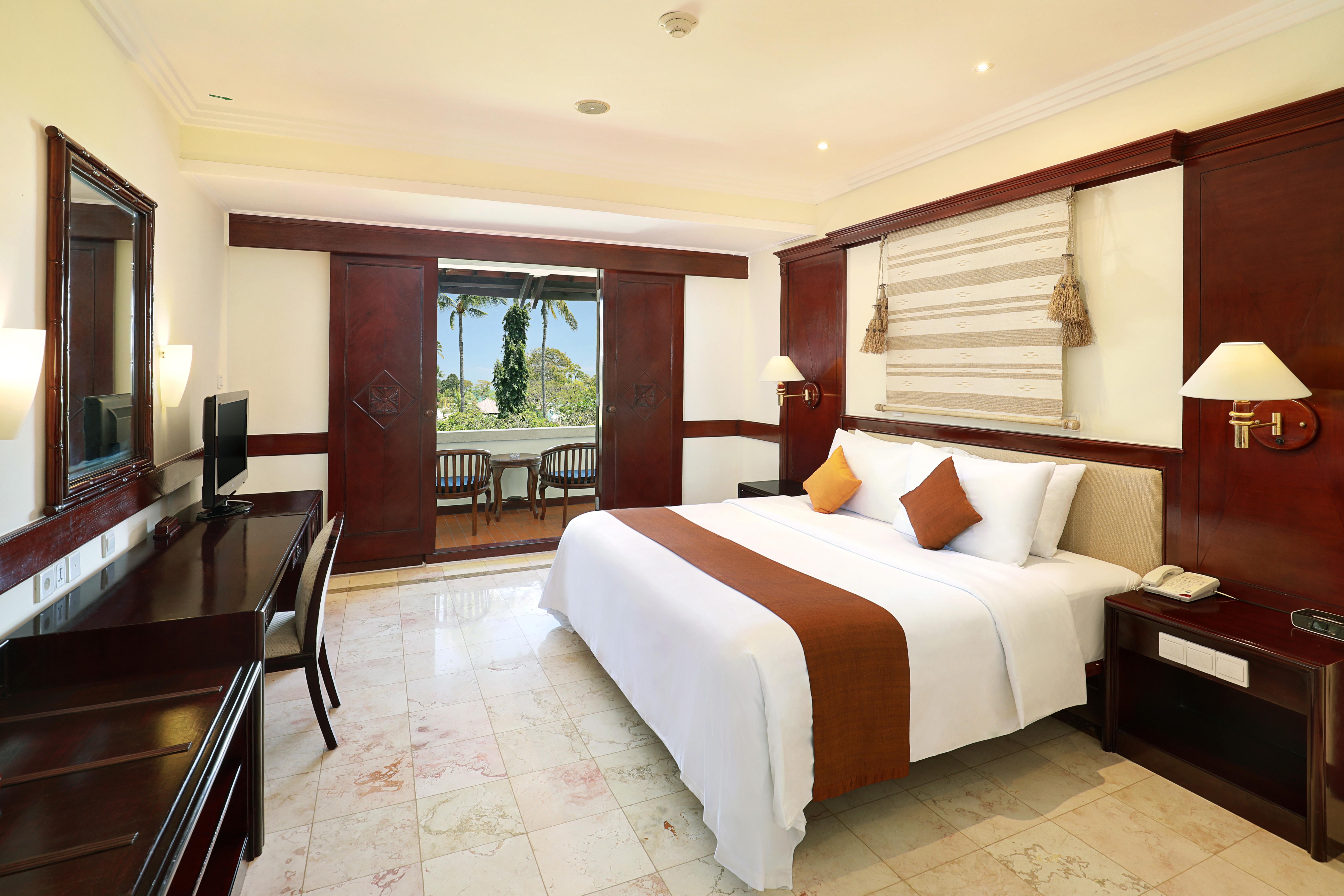 Discovery Kartika Plaza 5*