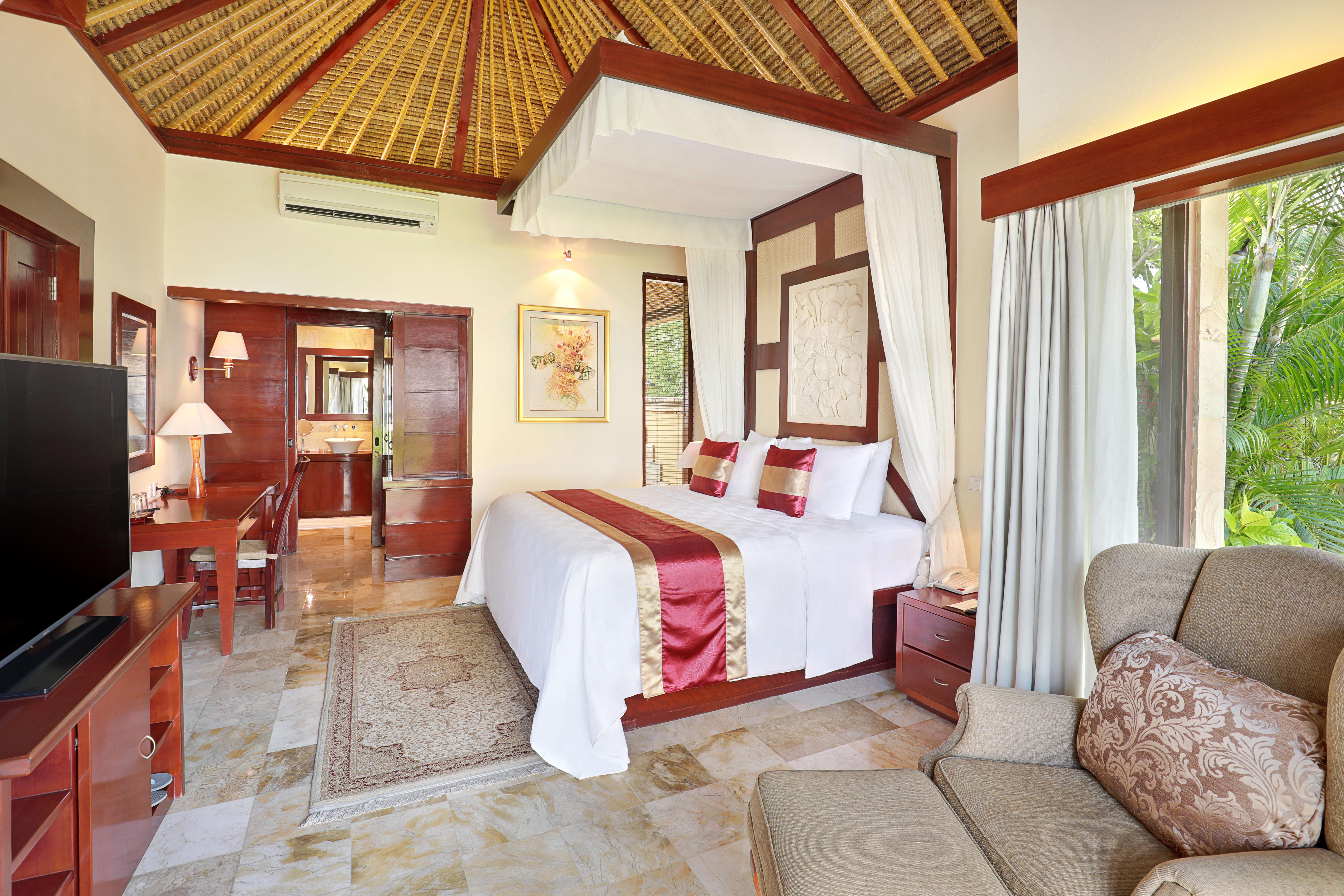 Resort Discovery Kartika Plaza