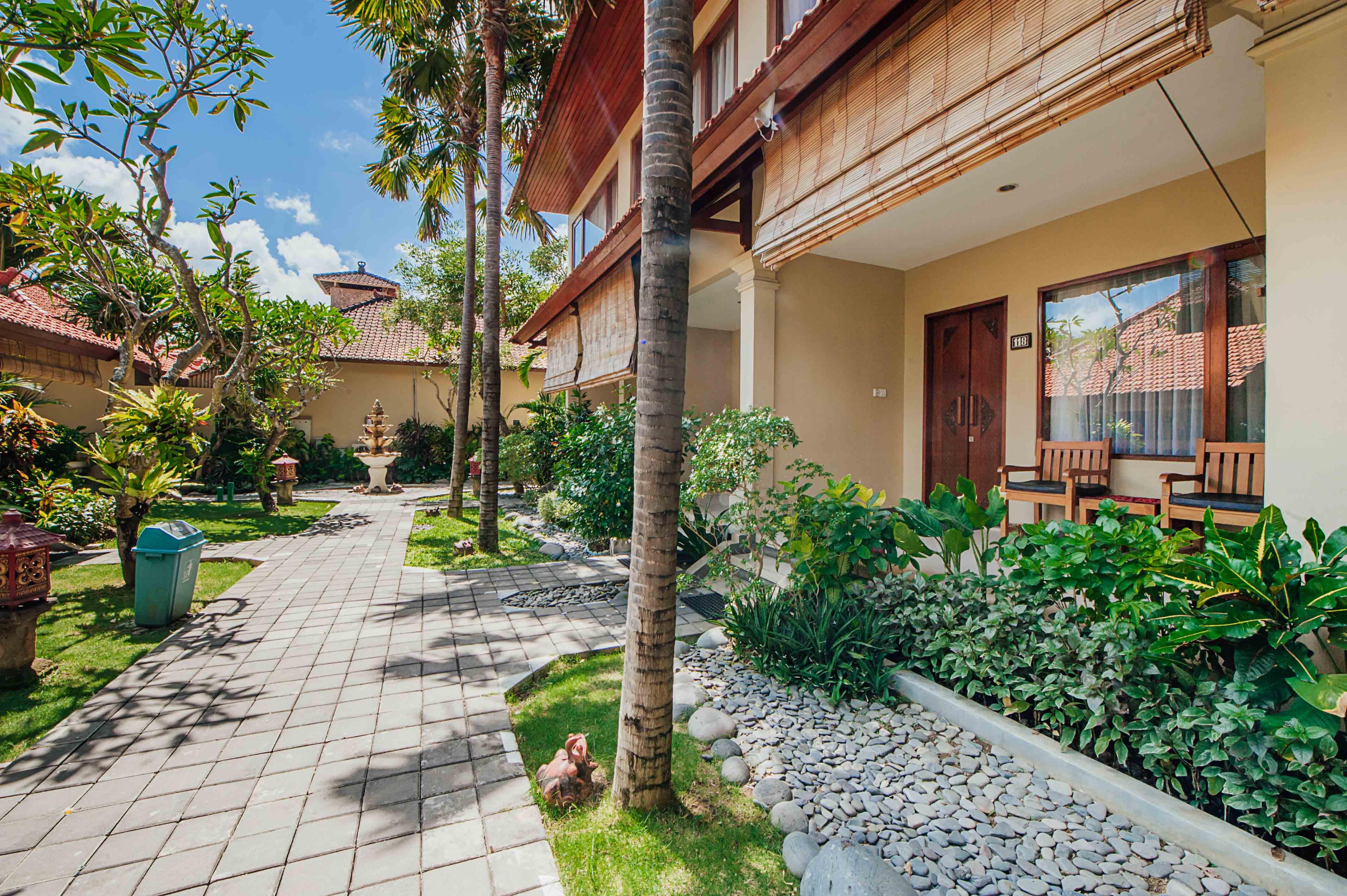 Kuta Puri Bungalows, And
