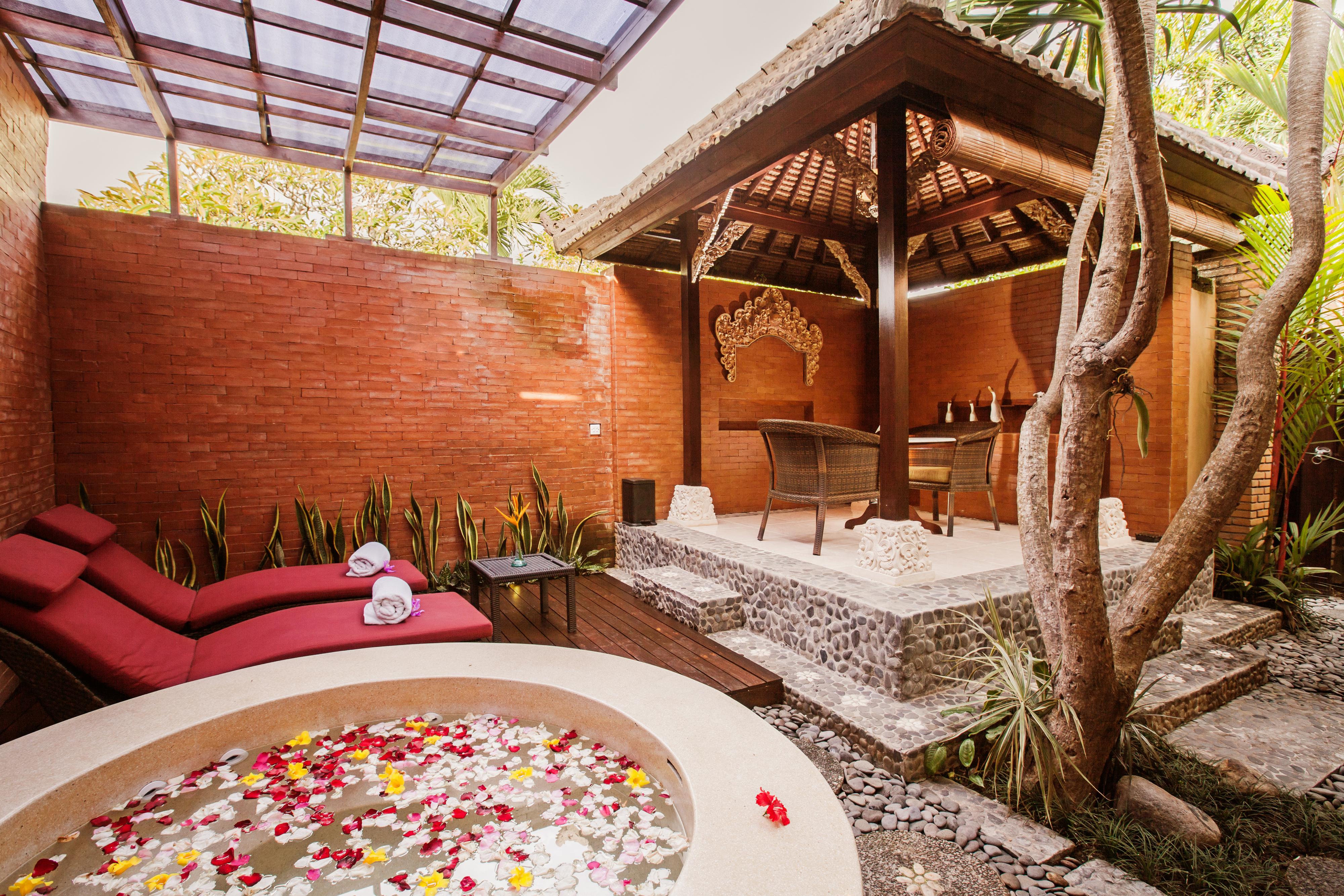 Bebek Tepi Sawah Restaurant & 4* Ubud (Bali)