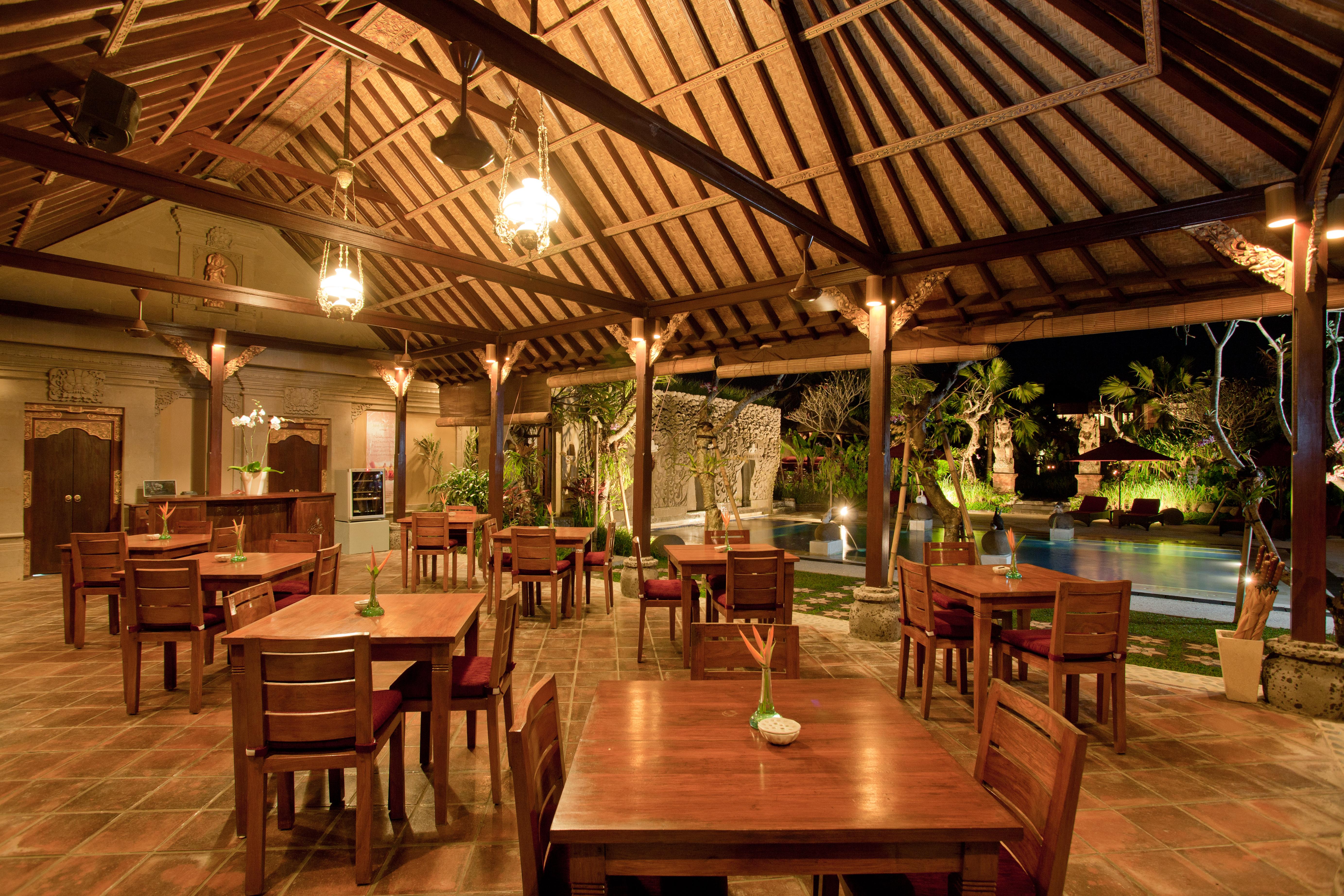 Bebek Tepi Sawah Restaurant & Resort
