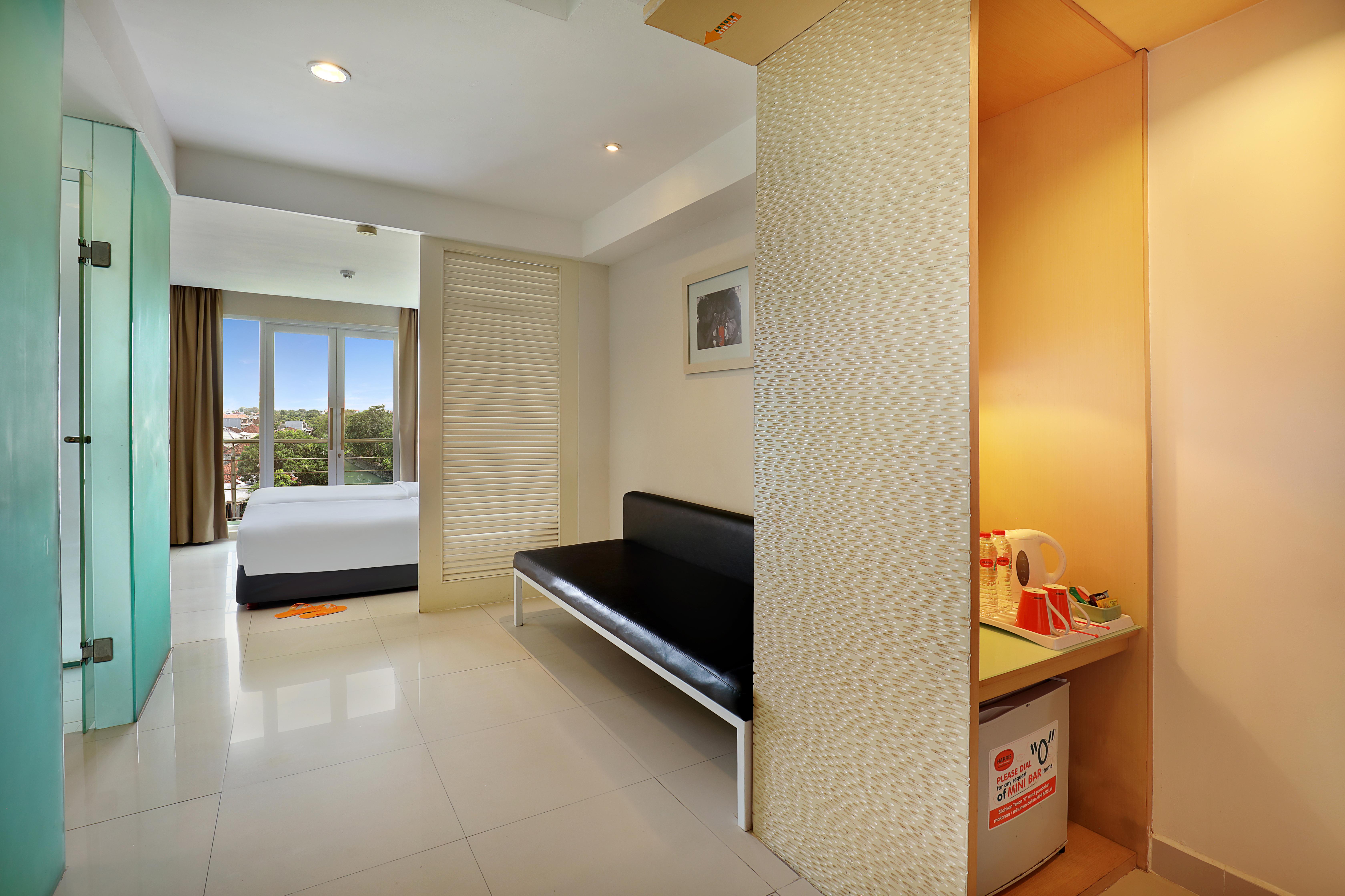 Harris & Residences Riverview Kuta, Bali Hotel 4*
