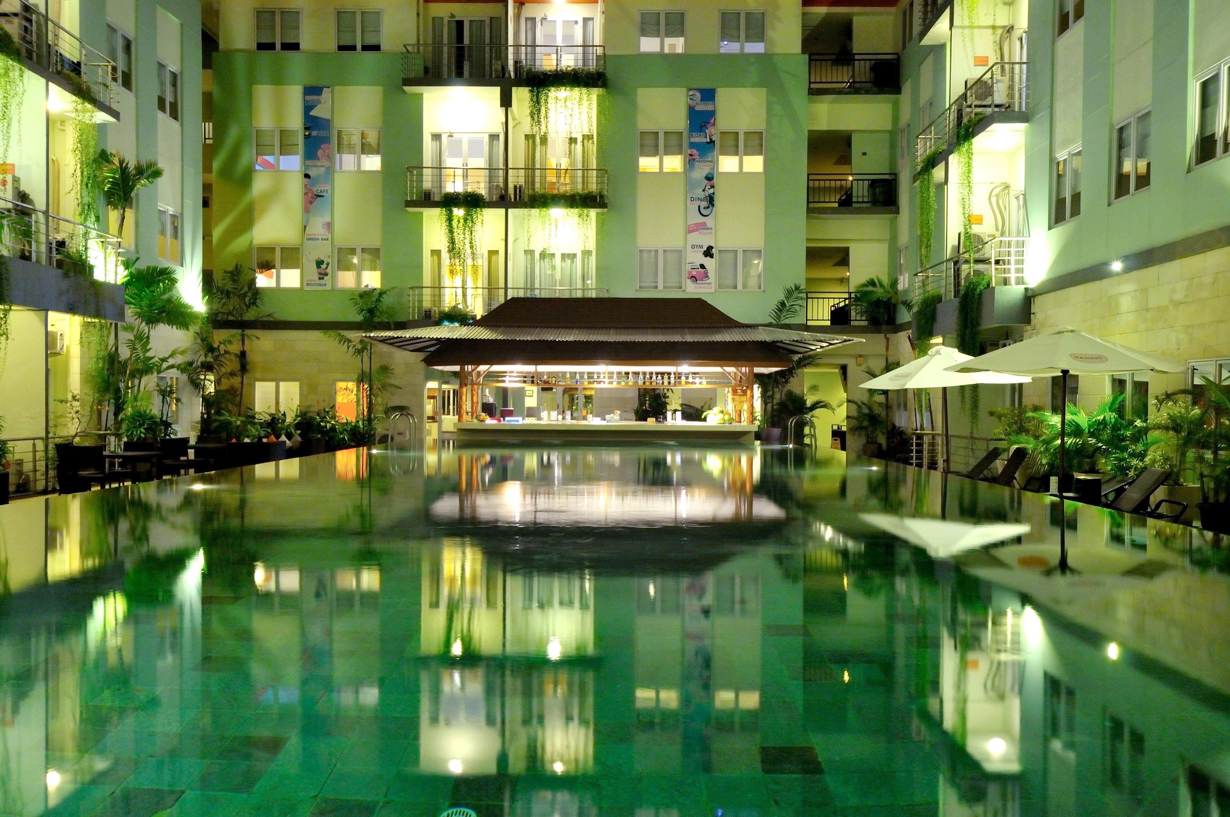 Hotel Harris & Residences Riverview Kuta, Bali 4*