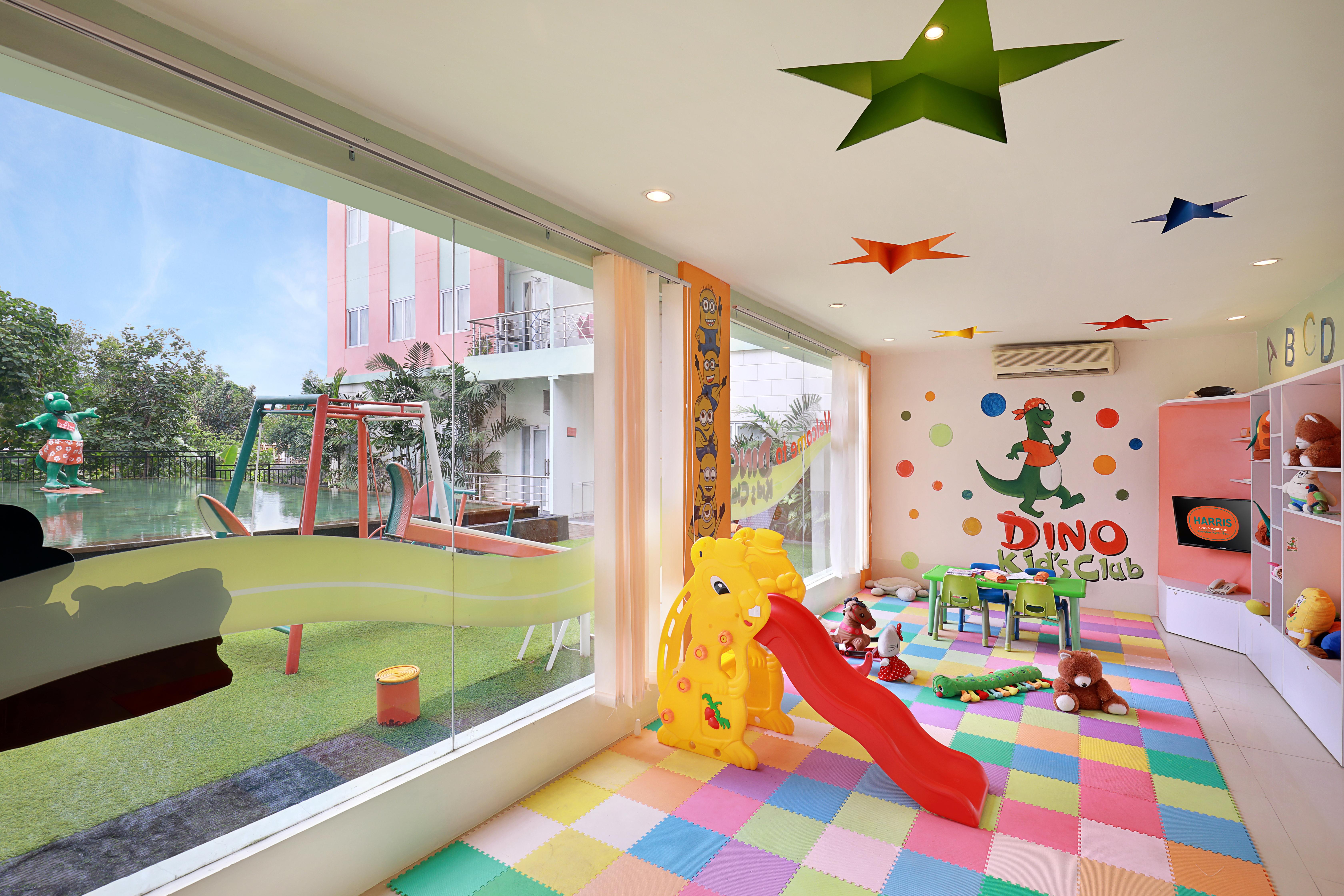 Harris & Residences Riverview Kuta, Bali Hotel 4*