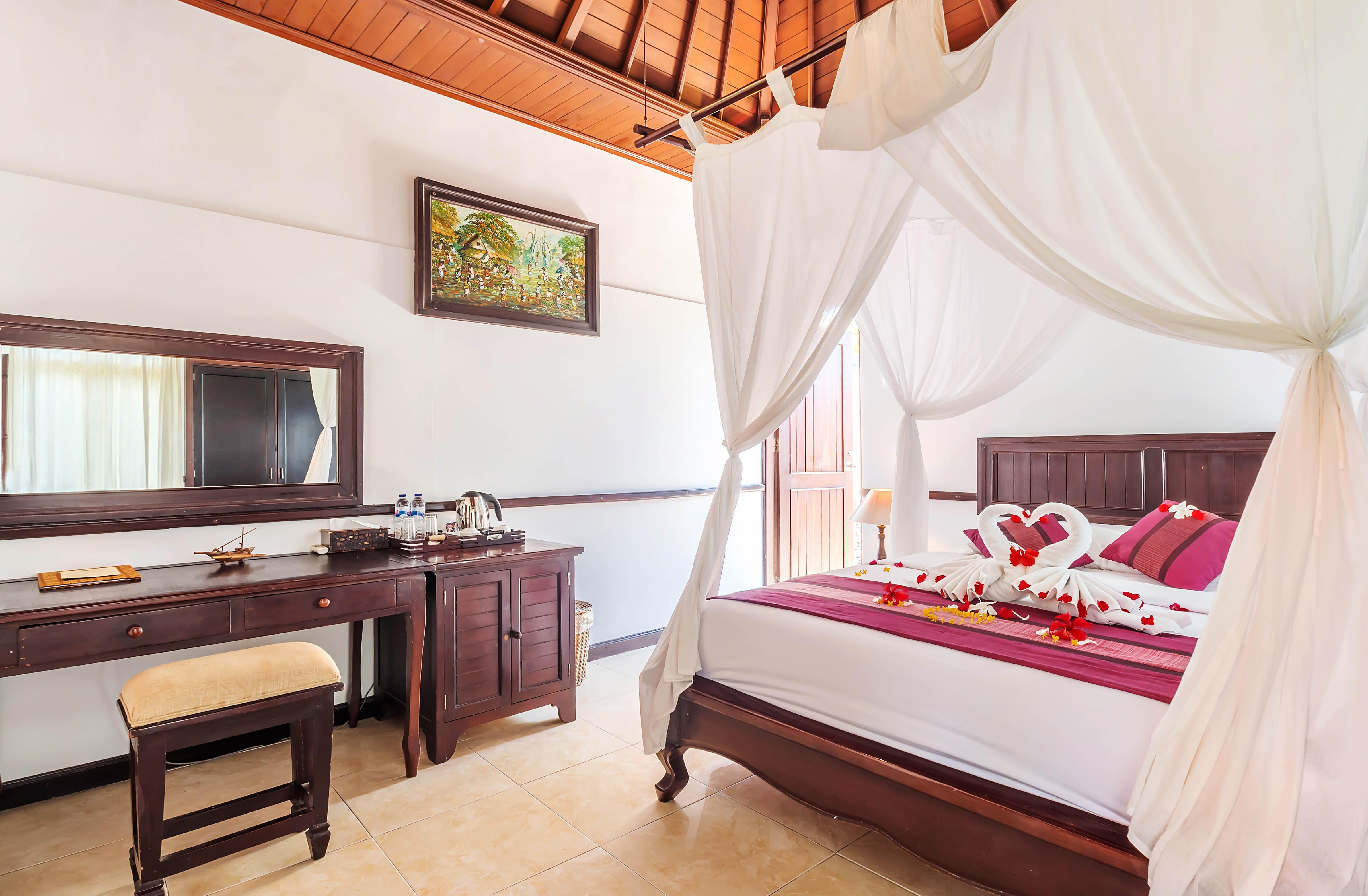 Adi Assri And 4* Pemuteran (Bali)
