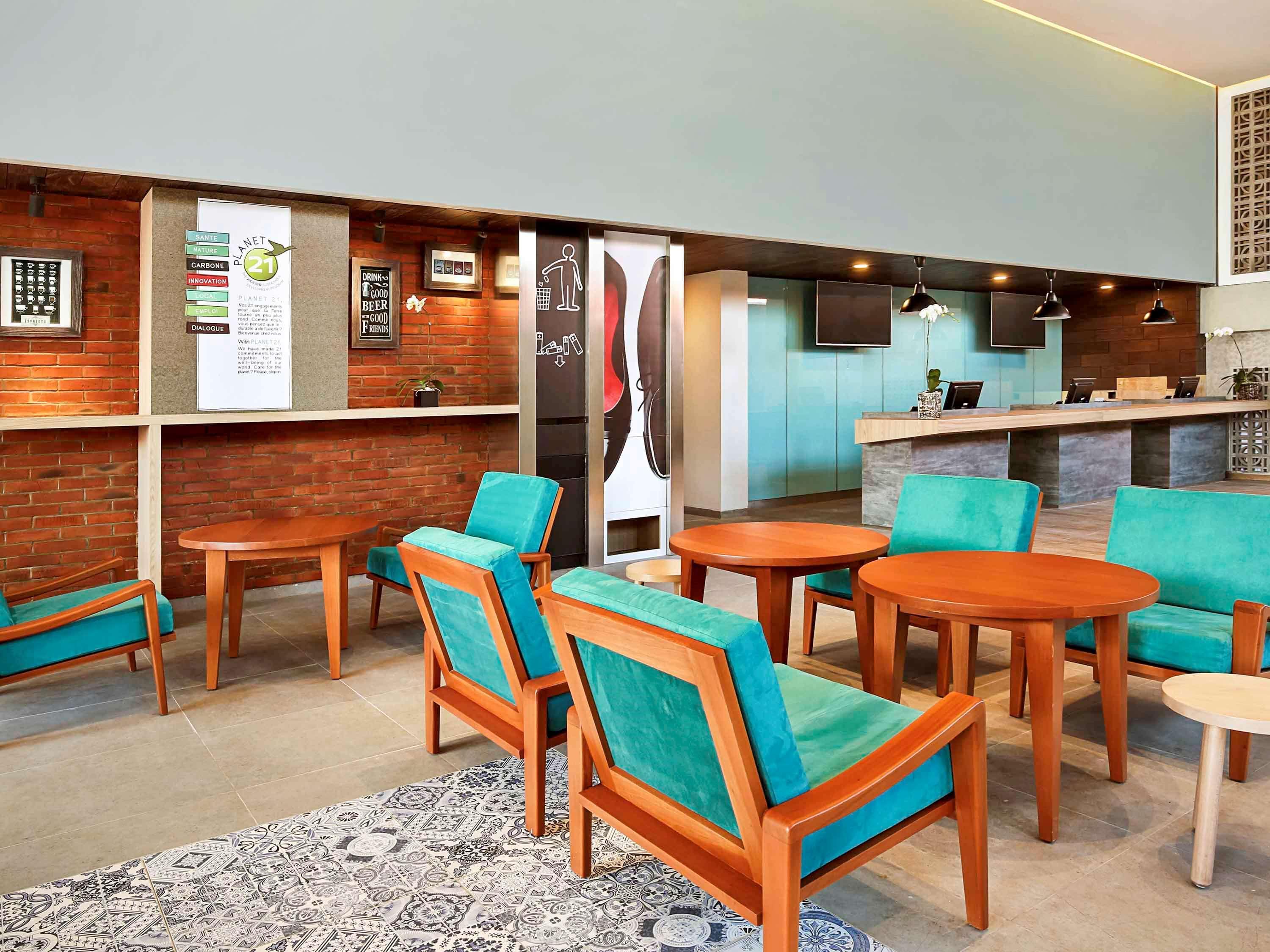 Hotel Ibis Bali Street 3*