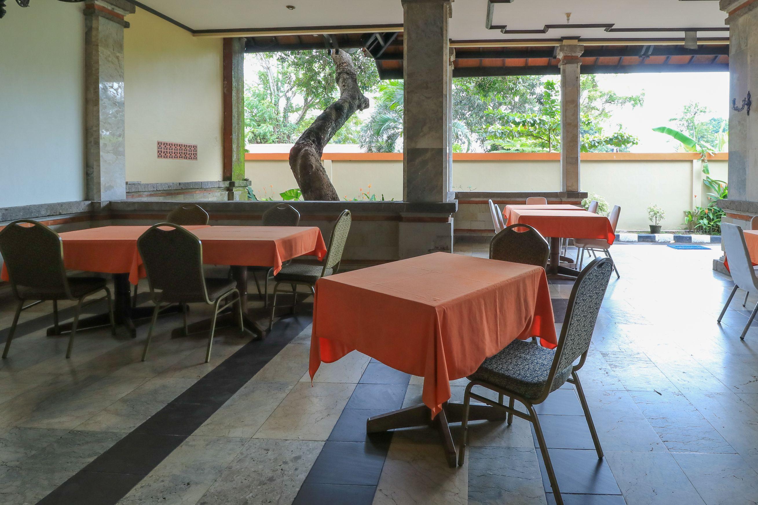 Oranjje Hotel