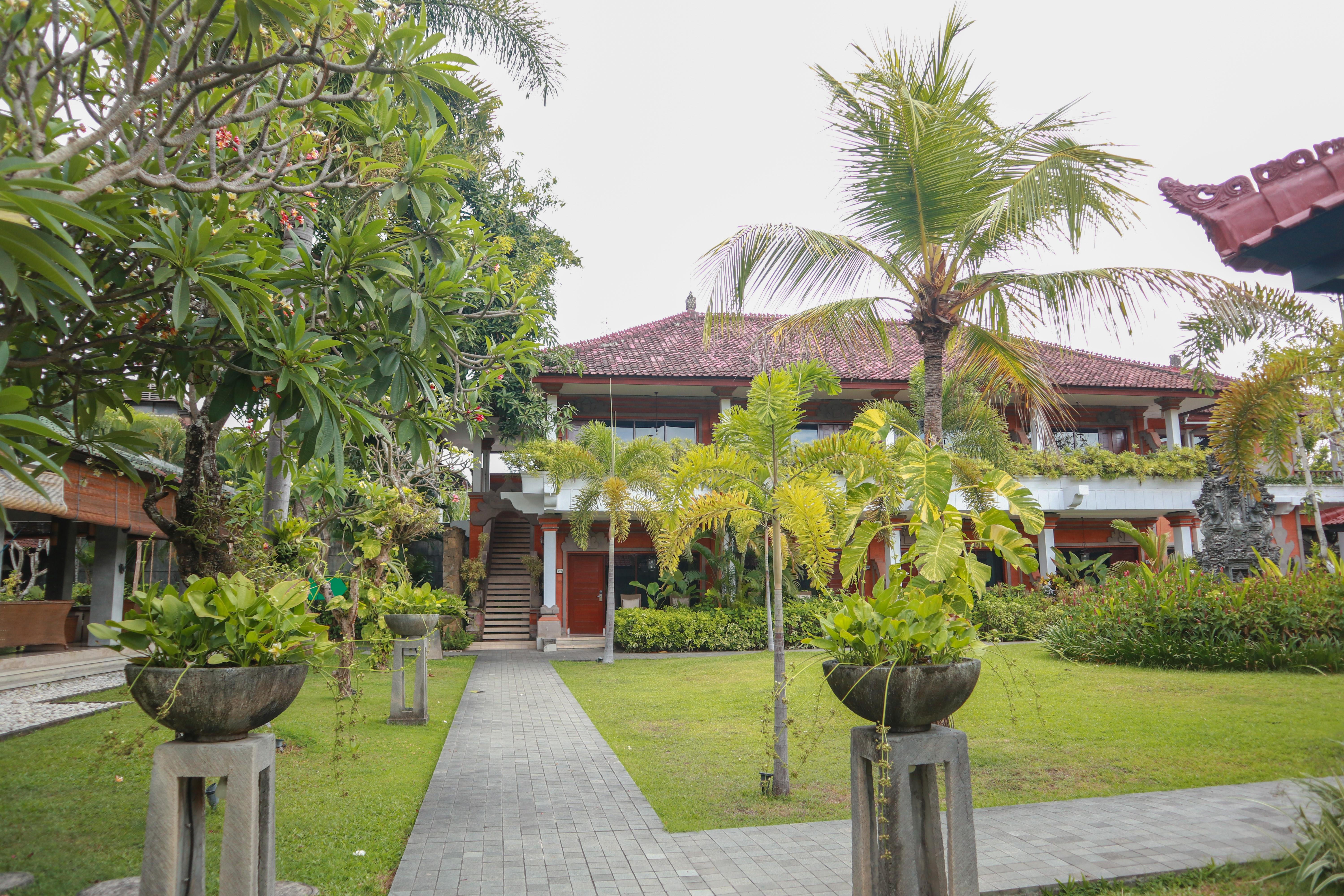 The Cakra