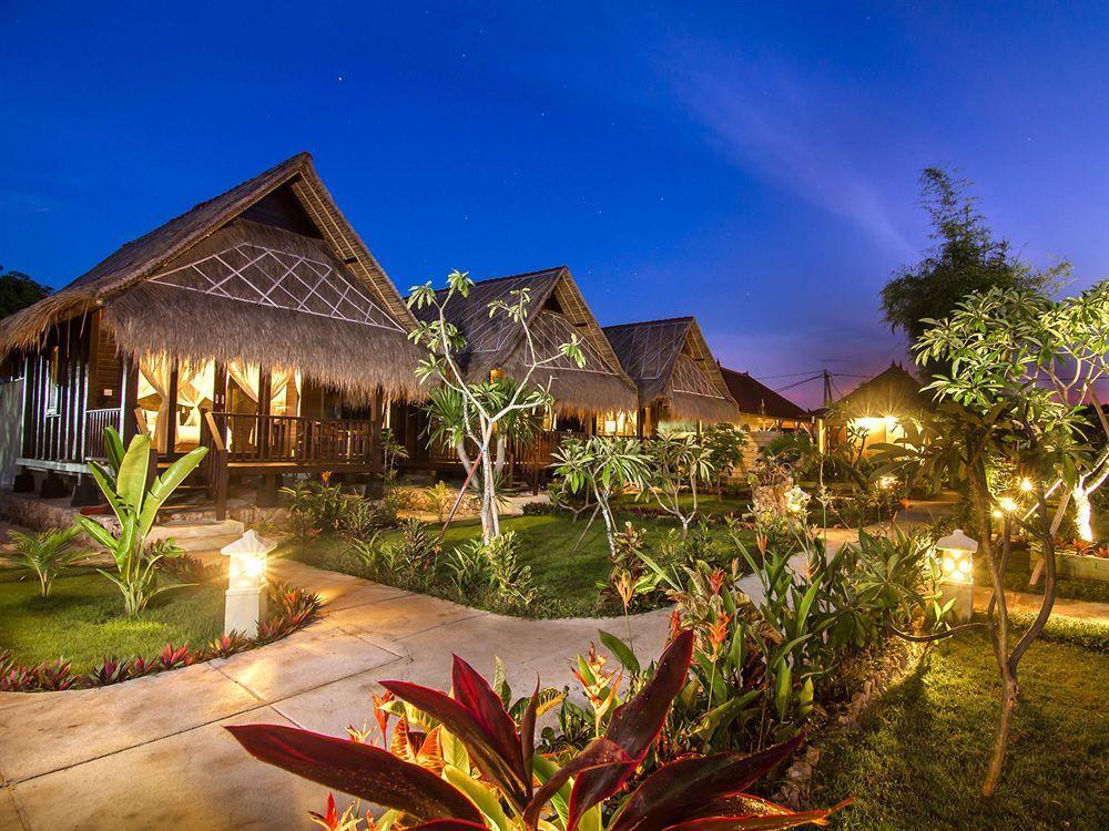 Sedok Jineng Lembongan 3*