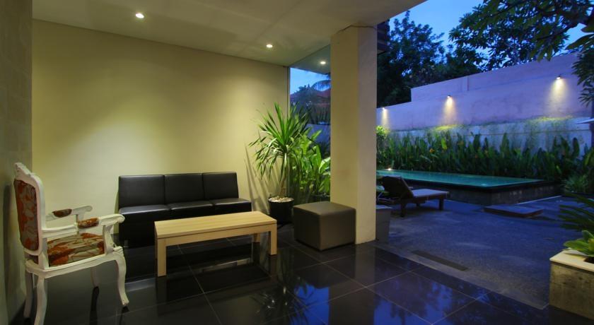 Hotel The Rinaya By Ecommerceloka