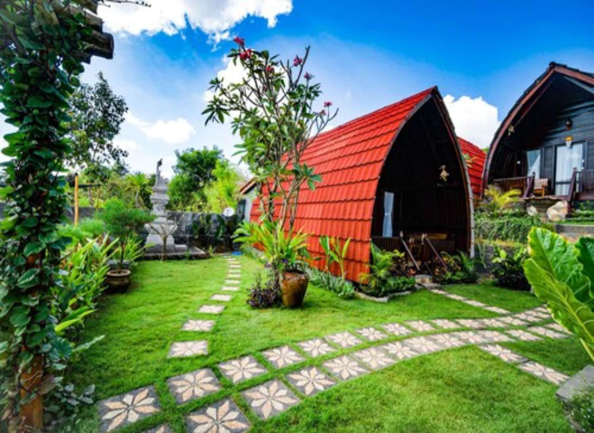 Holiday park Hotra Hill 2*