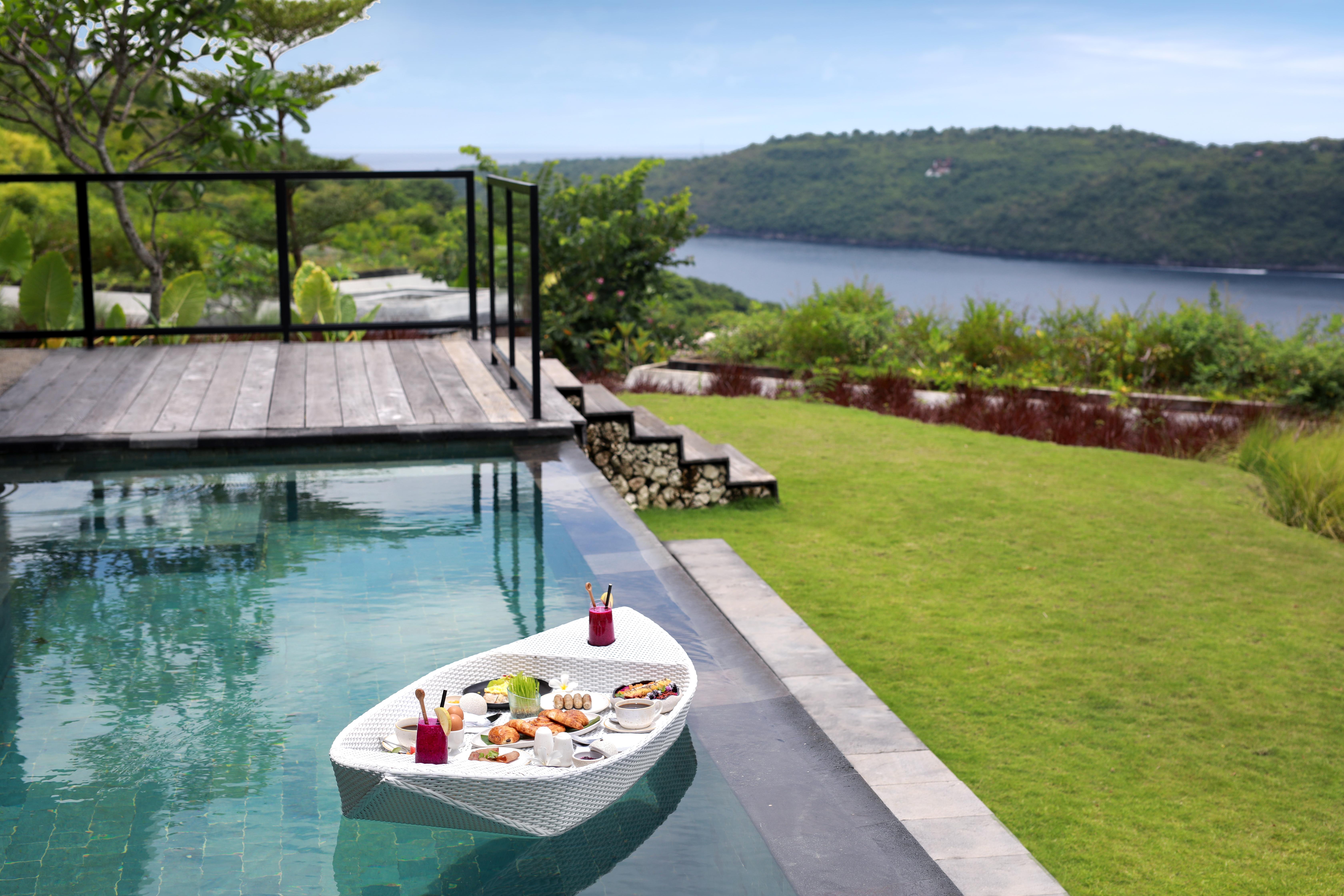 Resort Maua Nusa Penida Bali 5*