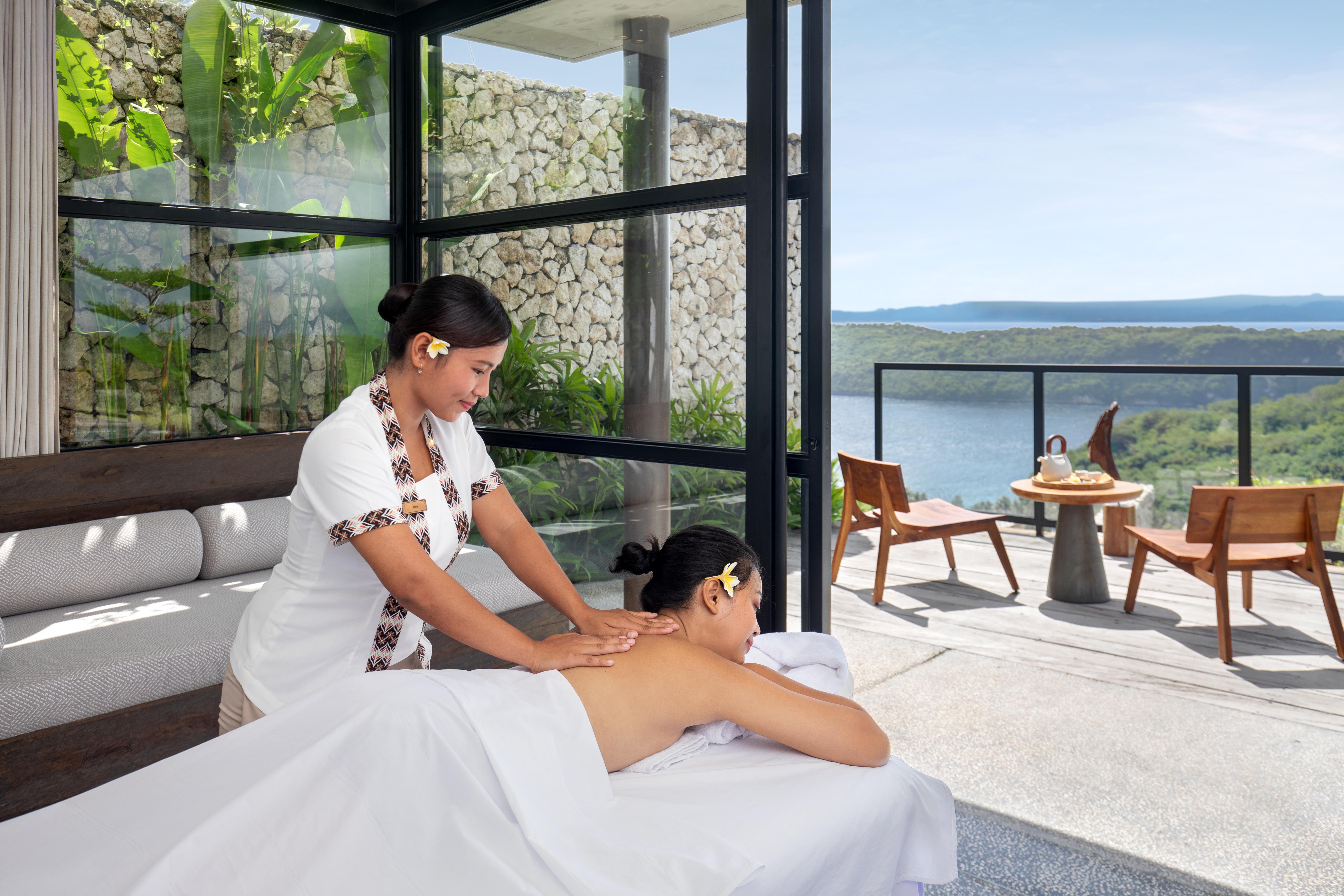 Maua Nusa Penida Bali Resort 5*