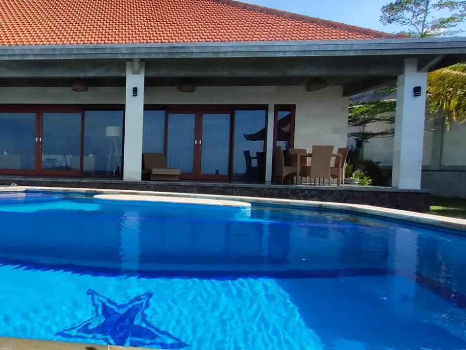 Coco Blu Villa Singaraja (Bali)