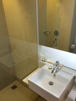 Hotel The Lerina Nusa Dua 4*
