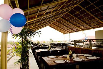 Kuta Town House Aparthotel