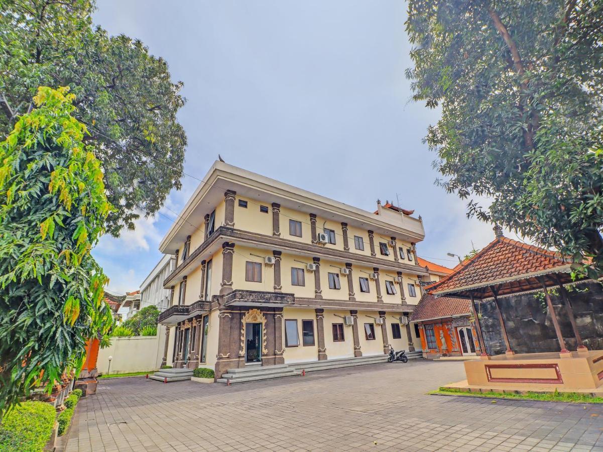 Oyo 90067 Nuansa Indah Hotel