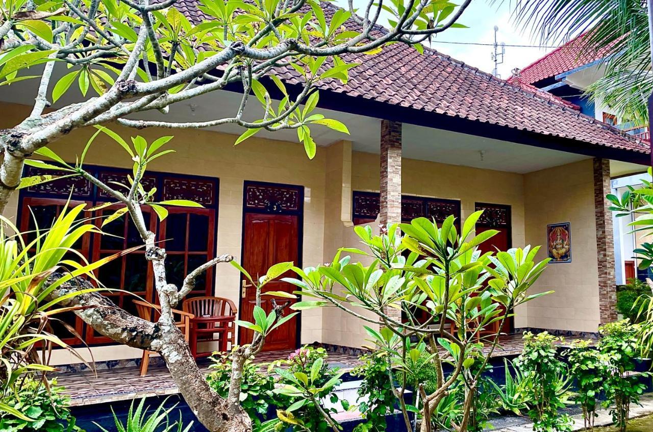 Lembongan Tropical 2* Nusa Lembongan (Bali)