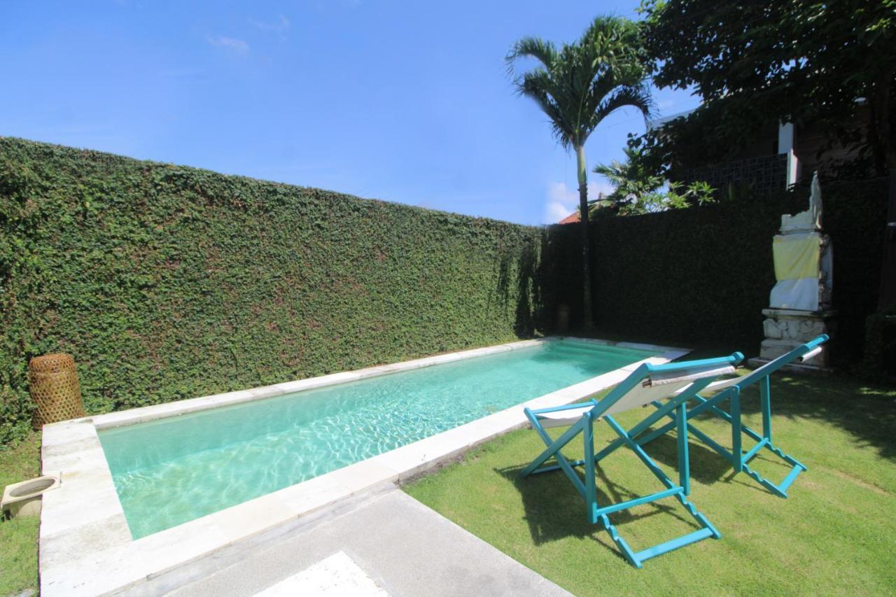 Aparthotel The 3*