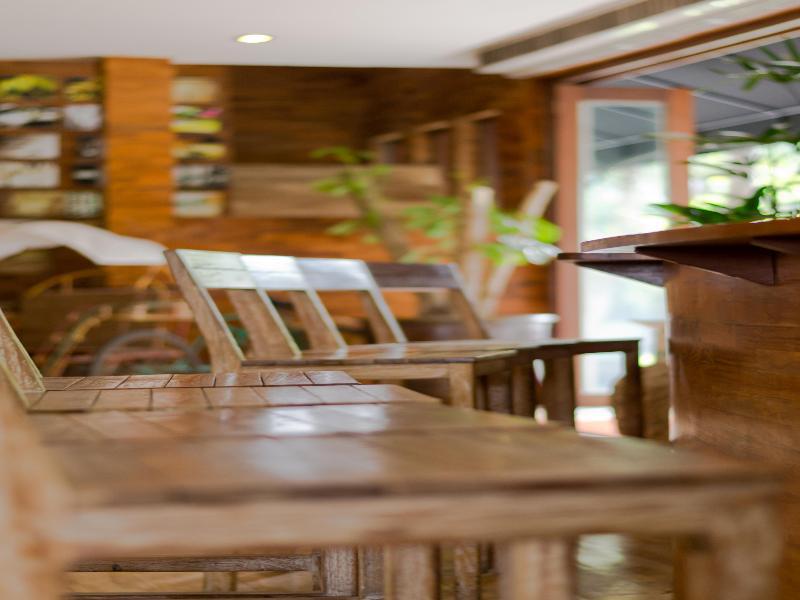 The Dipan Resort, And 4* Seminyak (Bali)