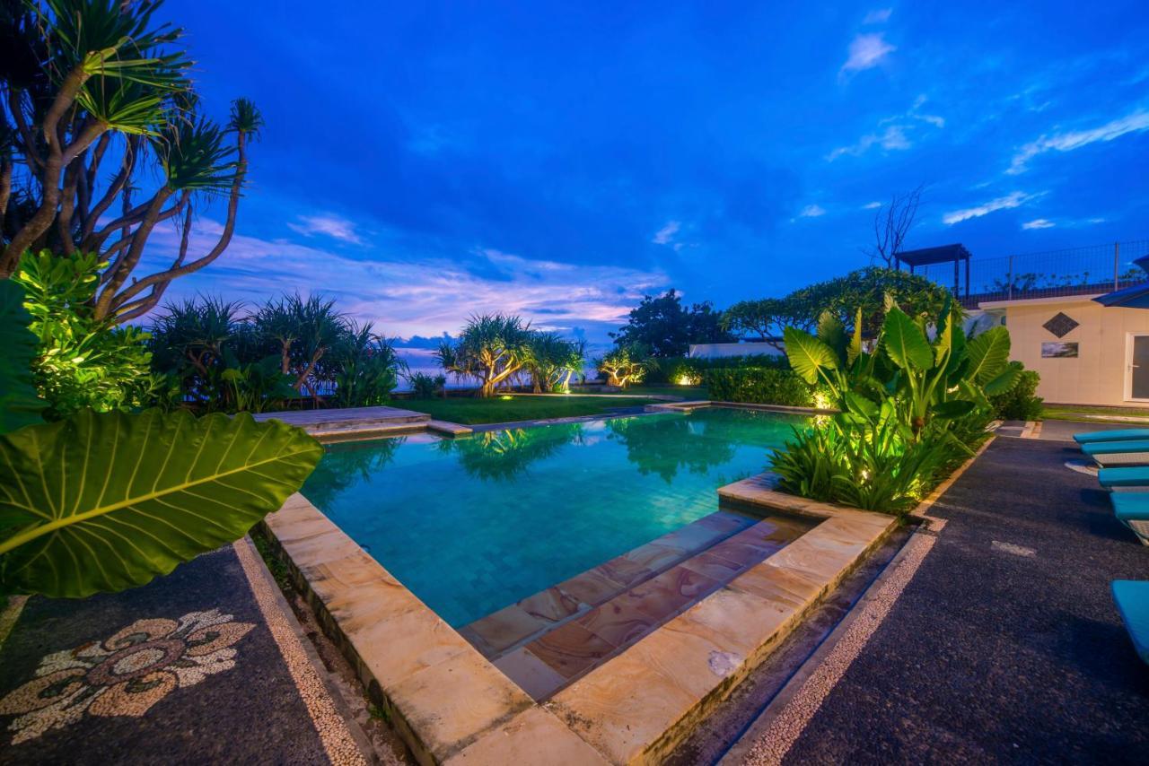 Suzuki Beachfront * Ketewel