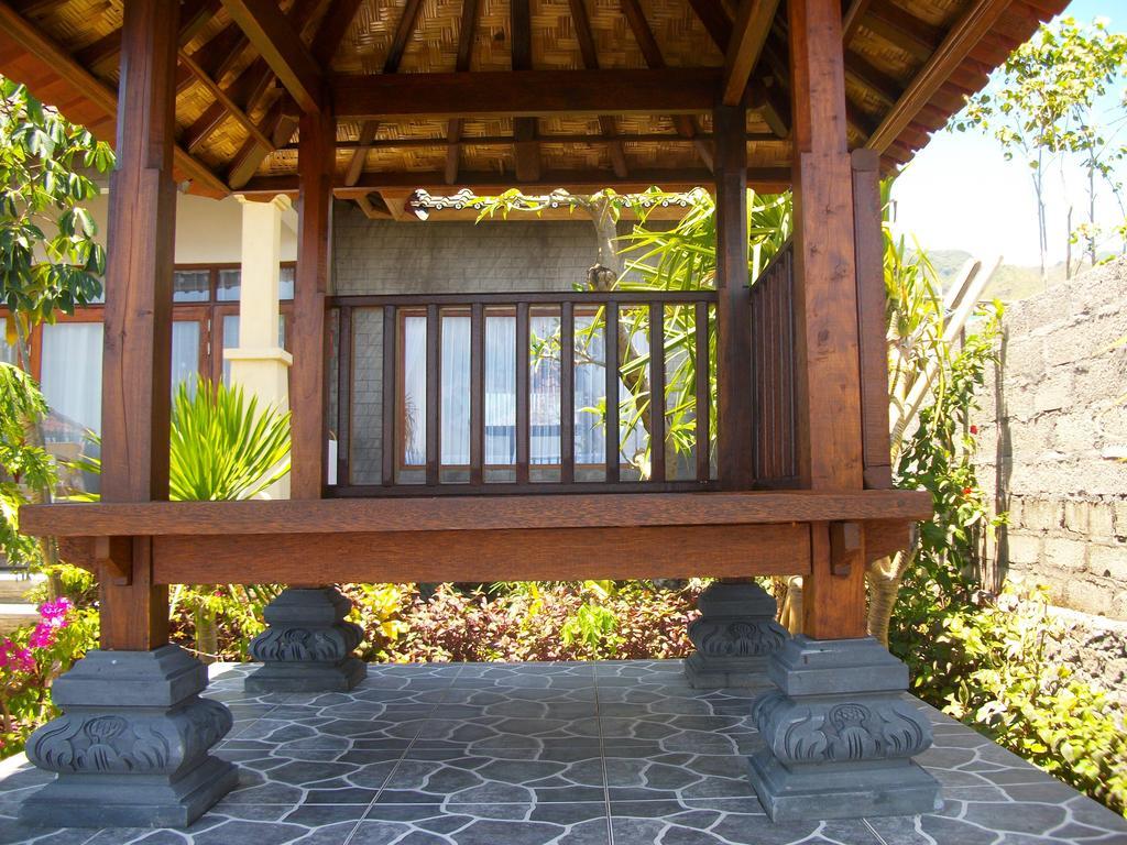 Putra'lebah Amed (Bali)
