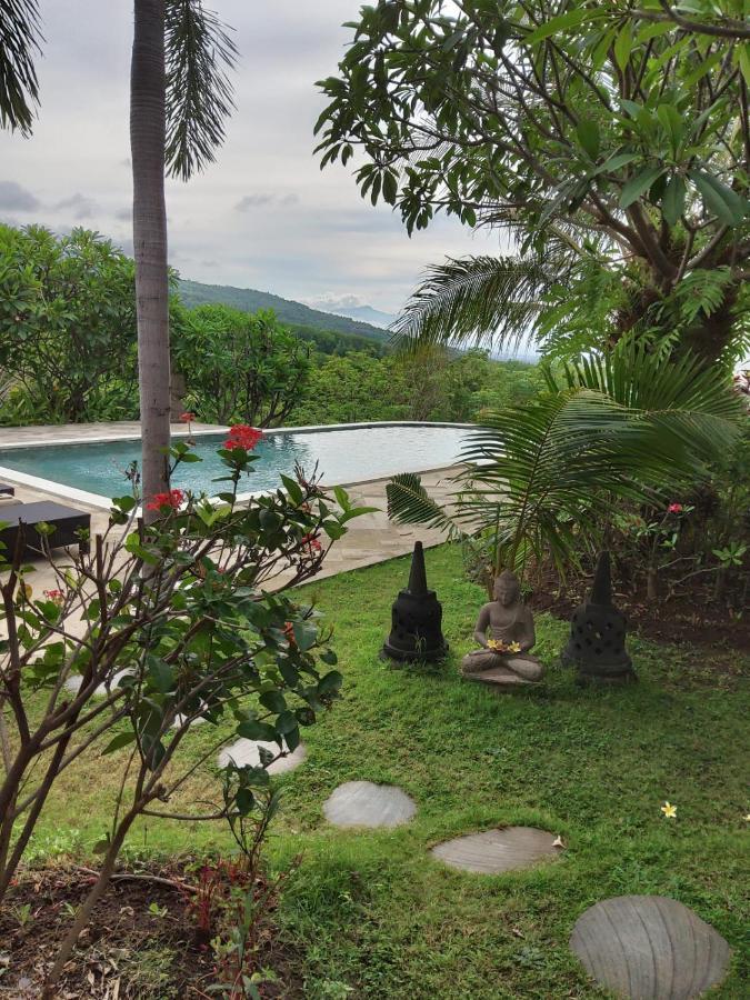Paradise Villa Lovina (Bali)