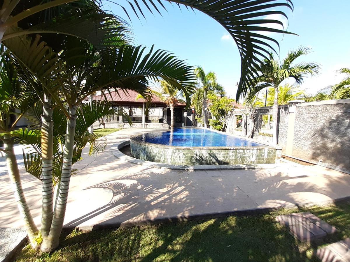 Prabhu Hotel 2*
