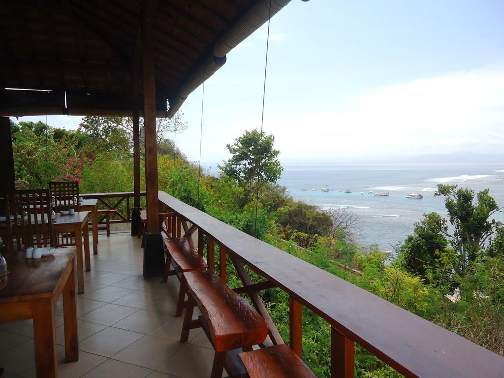 Cliff Holiday park 3*