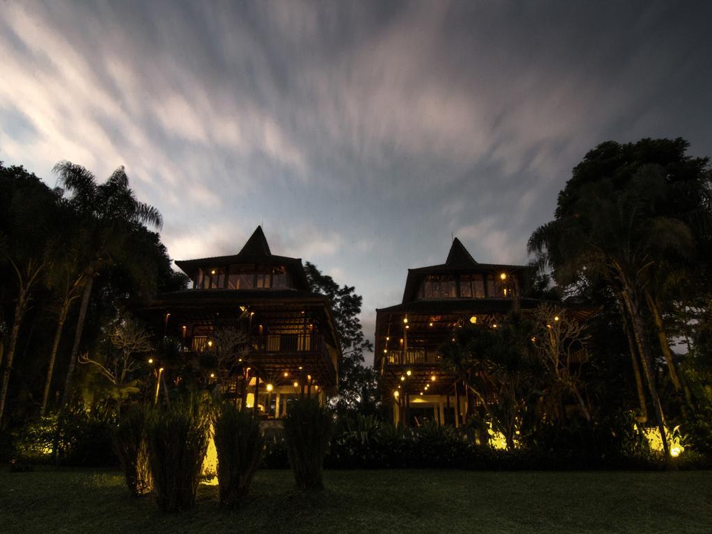 Villa Atas Awan