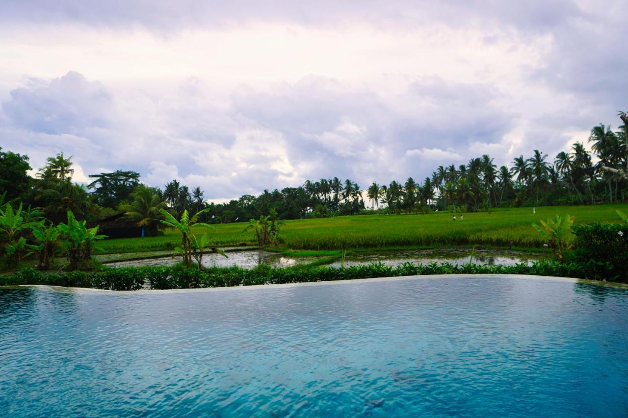 Taman liburan Adil &