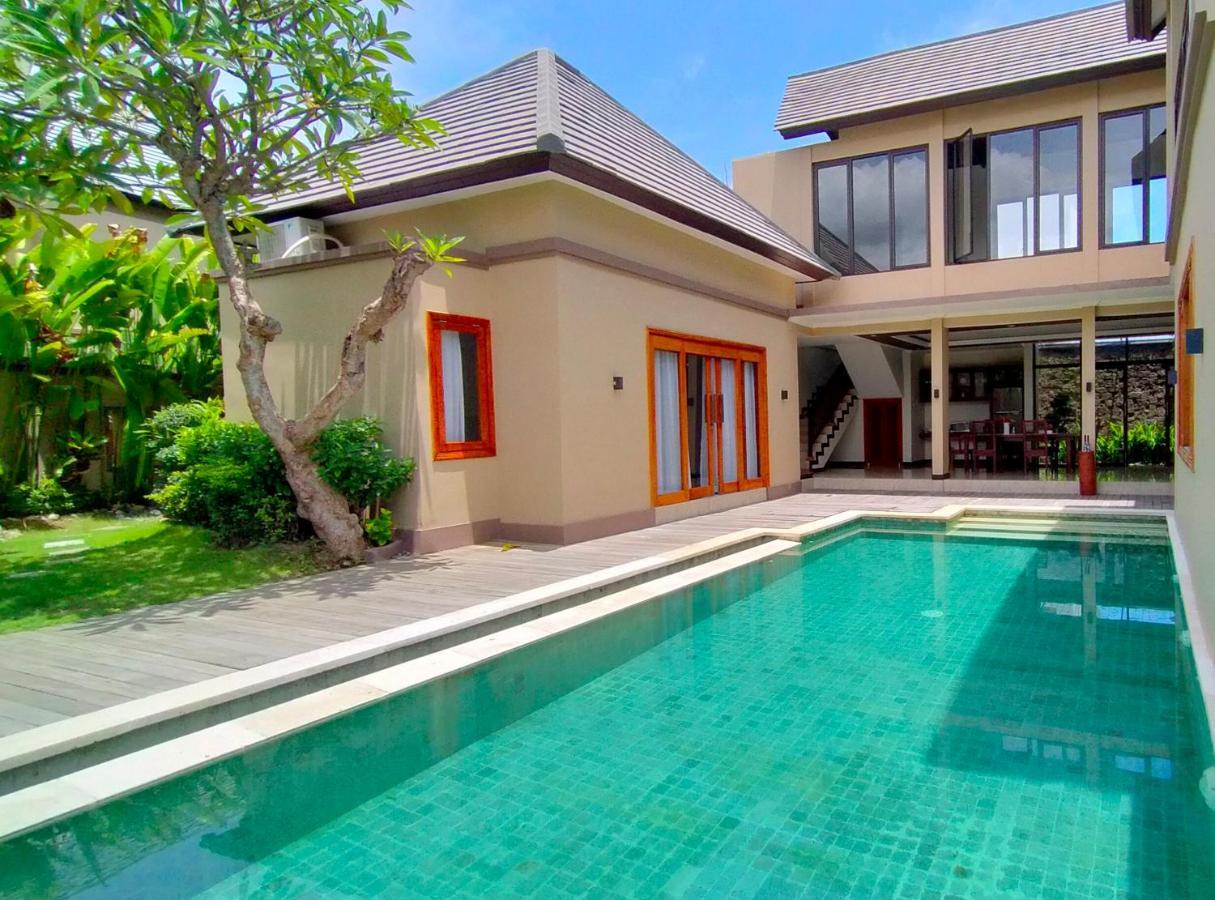 The Grand Villandra Resort Lovina (Bali)