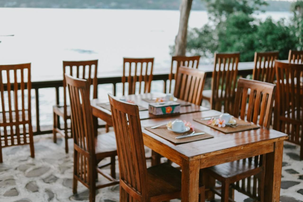 Dini D'nusa Lembongan