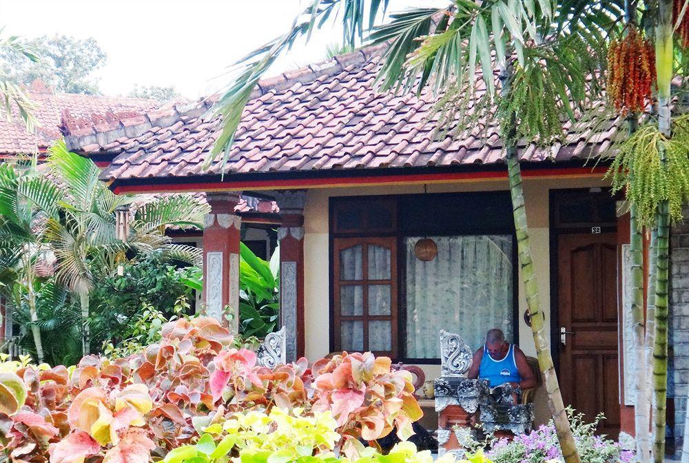 Bali Lovina 3* Buleleng (Bali)