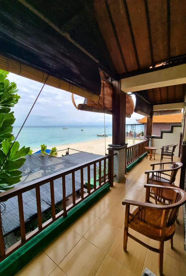 Made Wisma tamu Nusa Lembongan (Bali)