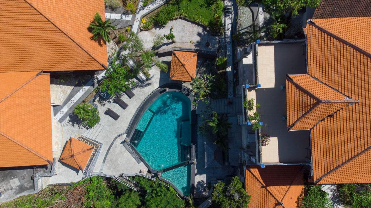 The Uluwatu Estate 3* Pecatu (Bali)